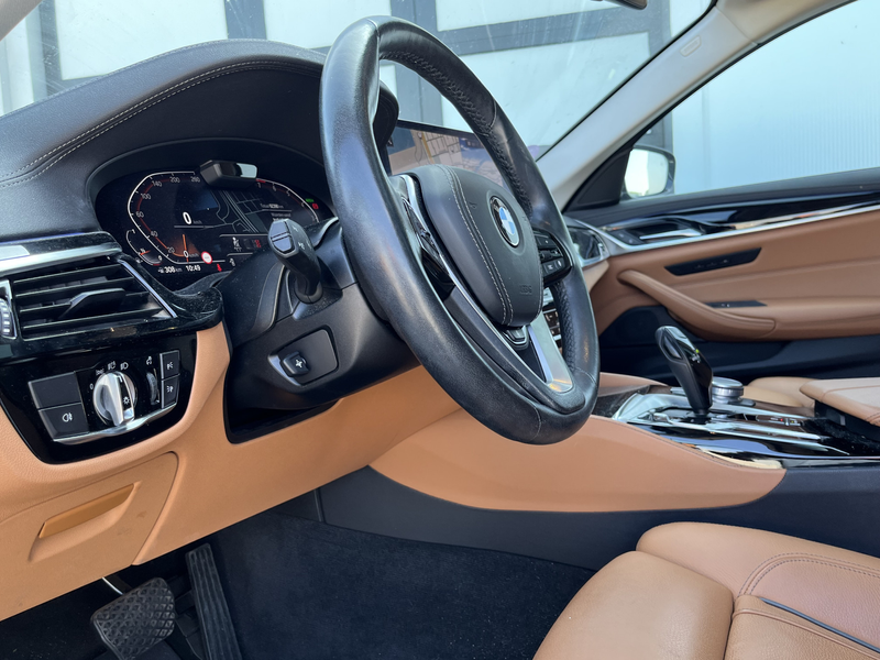 BMW 540 5-serie Touring 540i xDrive Luxury Line | Panorama — photo 6