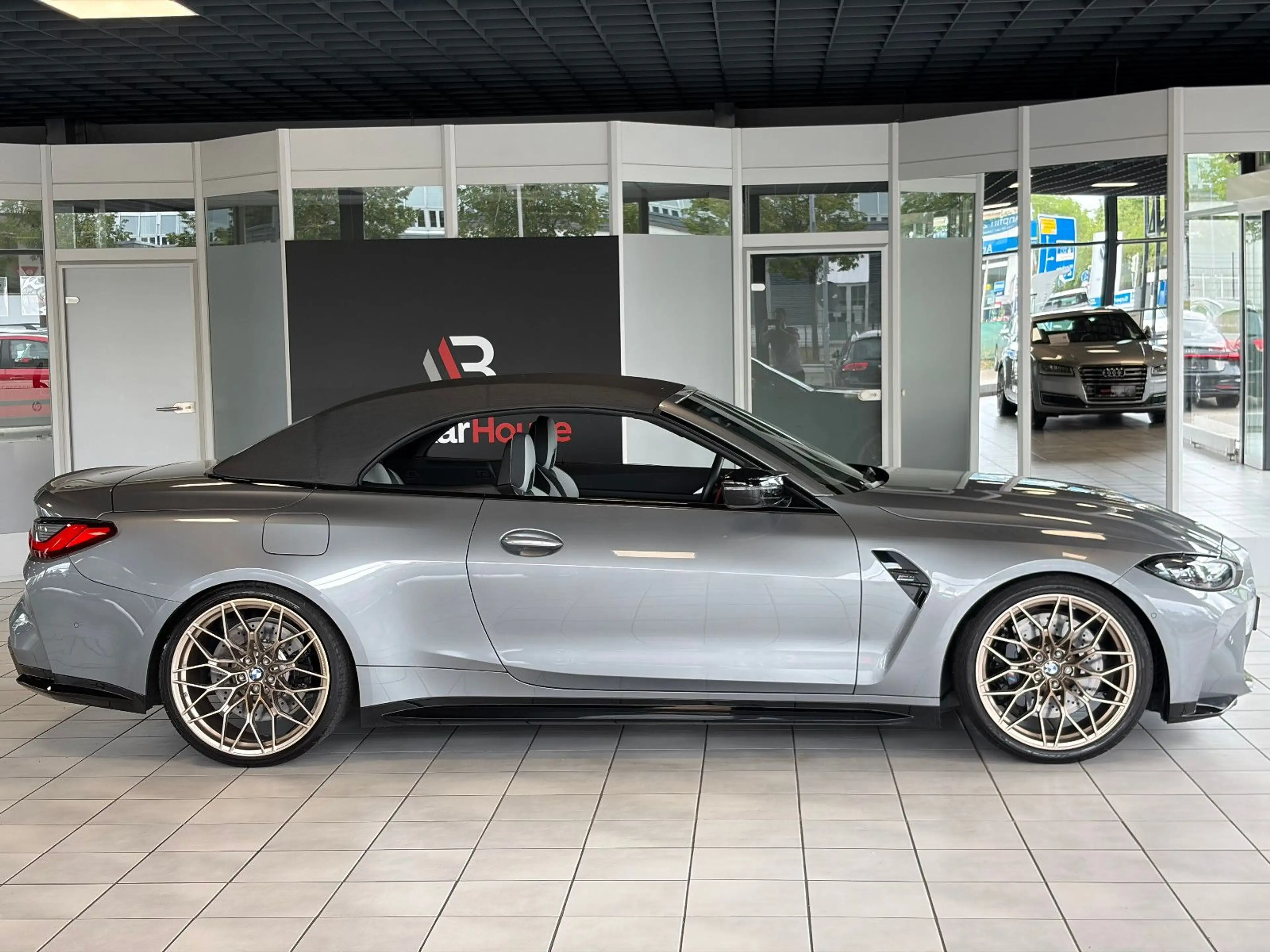 BMW M4 Competition Cabrio xDr ·Curved·HuD·Kamera·21" — photo 3
