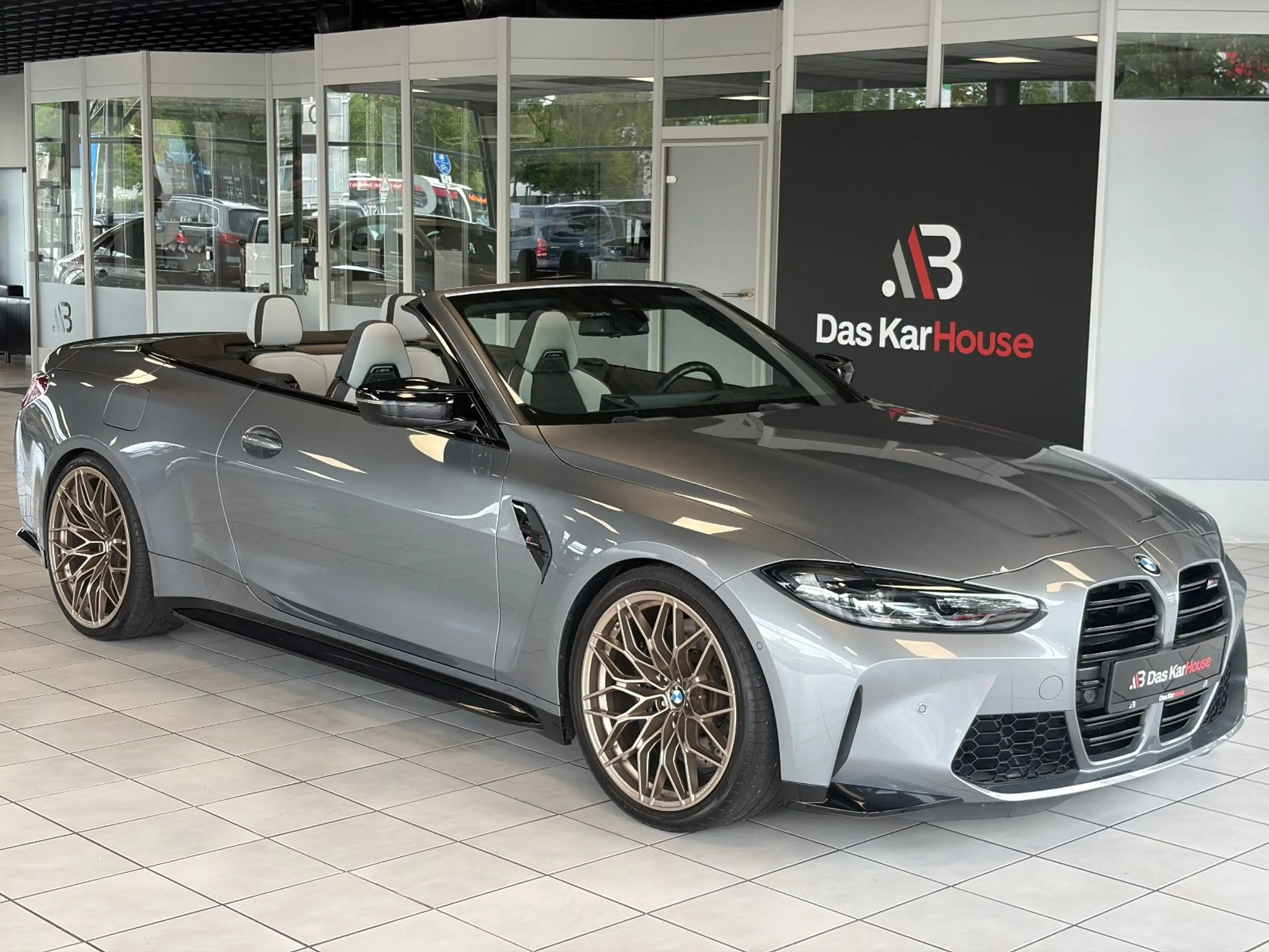 BMW M4 Competition Cabrio xDr ·Curved·HuD·Kamera·21" — photo 2