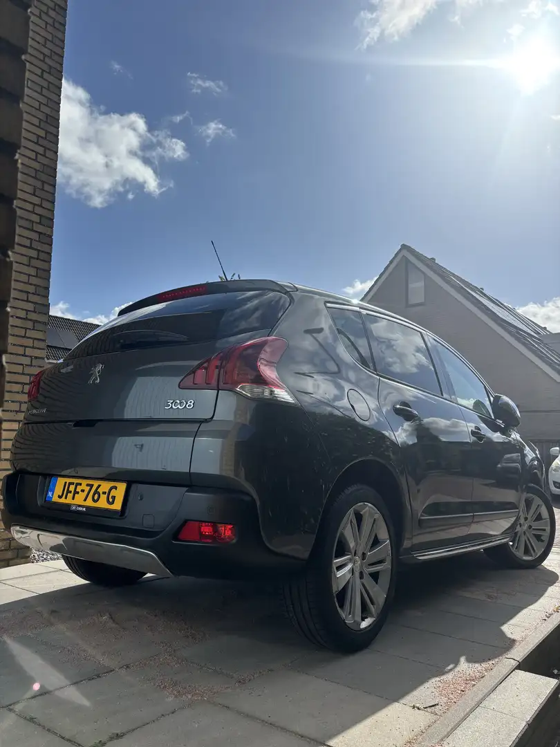 Peugeot 3008 1.2 130pk Allure 2016 HUD Pano Grijs - 2