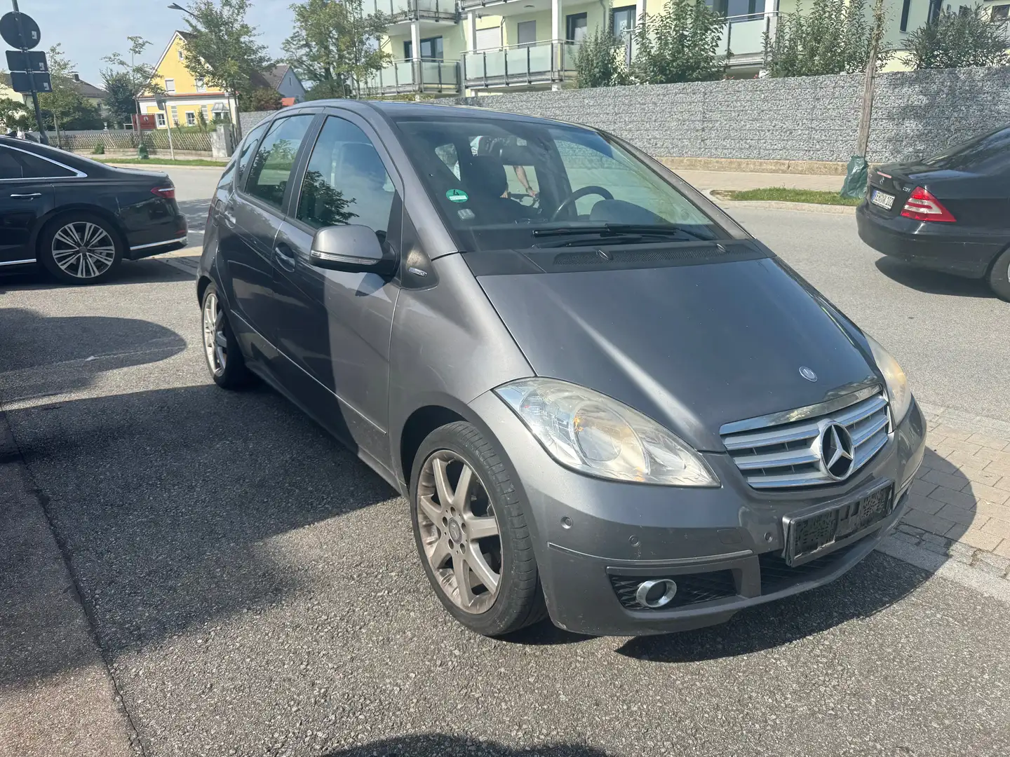 Mercedes-Benz A 160 A-Klasse Diesel CDI Avantgarde DPF BlueEFFICIENCY Grau - 2