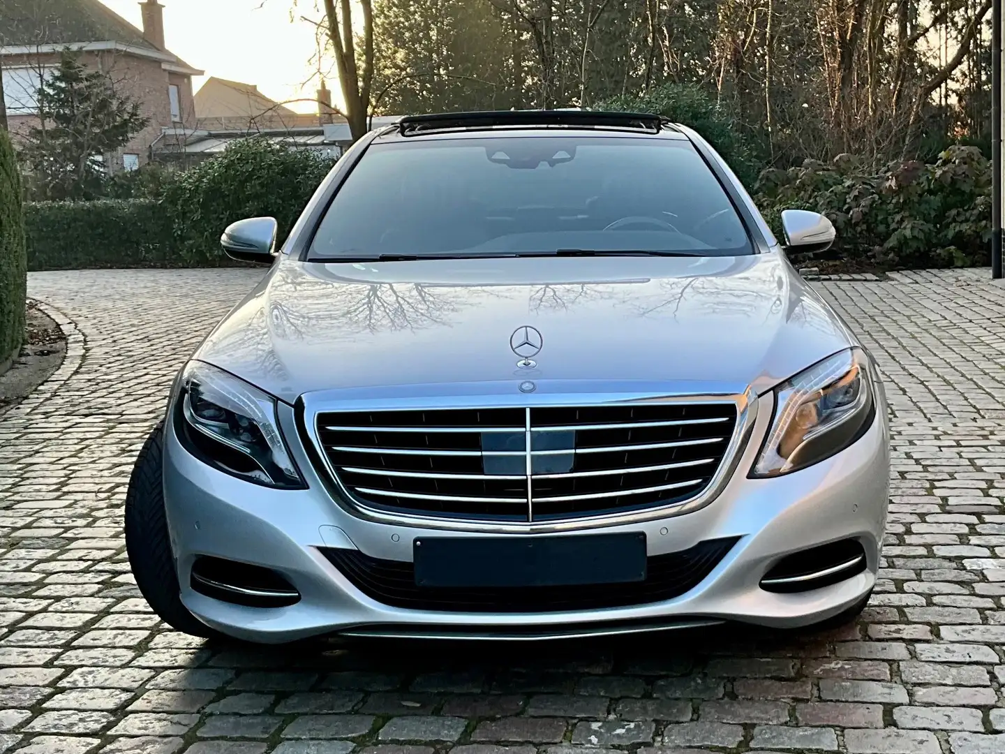 Mercedes-Benz S 350 S 350 d 4-Matic ### 98000 km ### Argent - 2