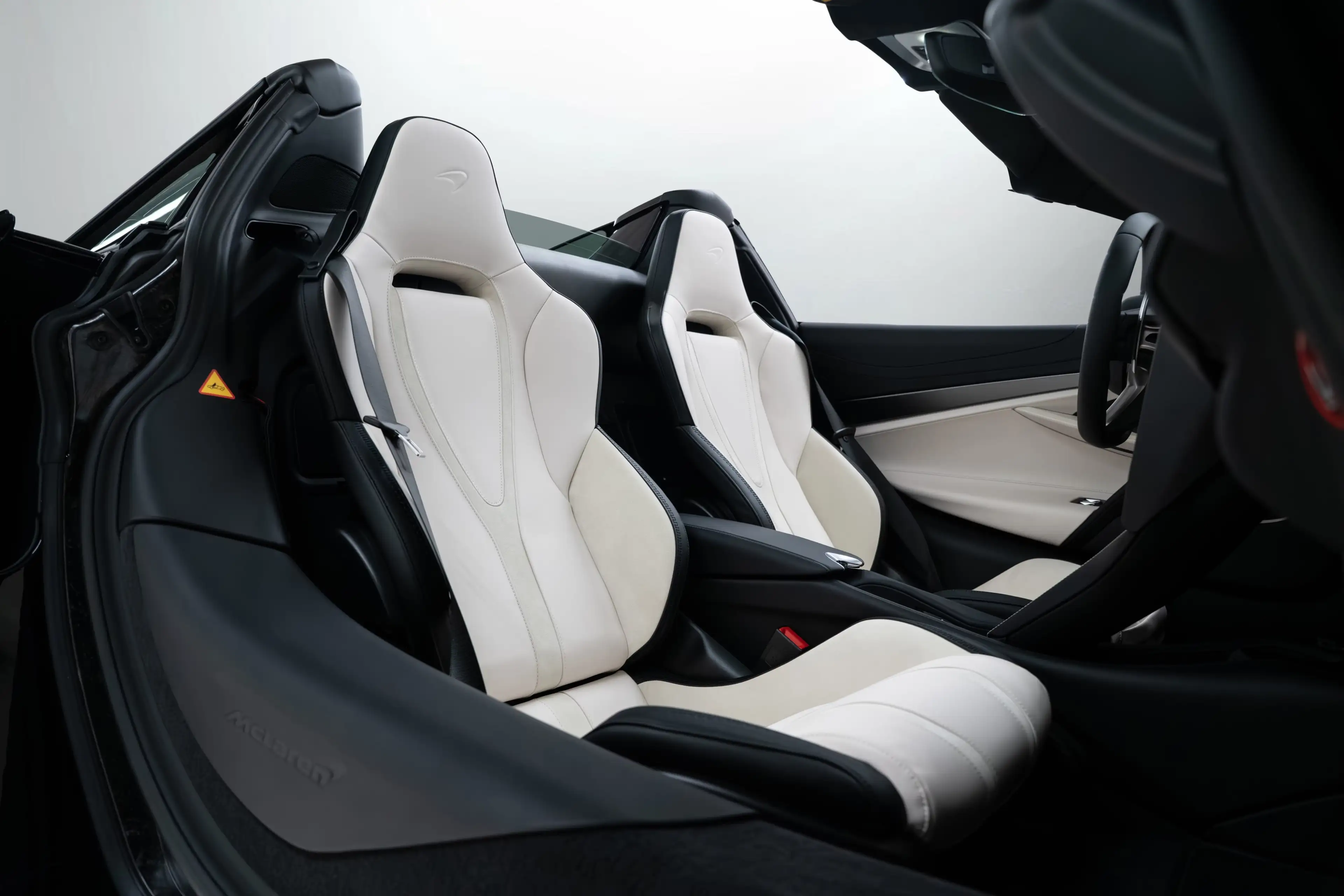 McLaren 750S Spider MSO Paint I B&W I Lift — photo 14