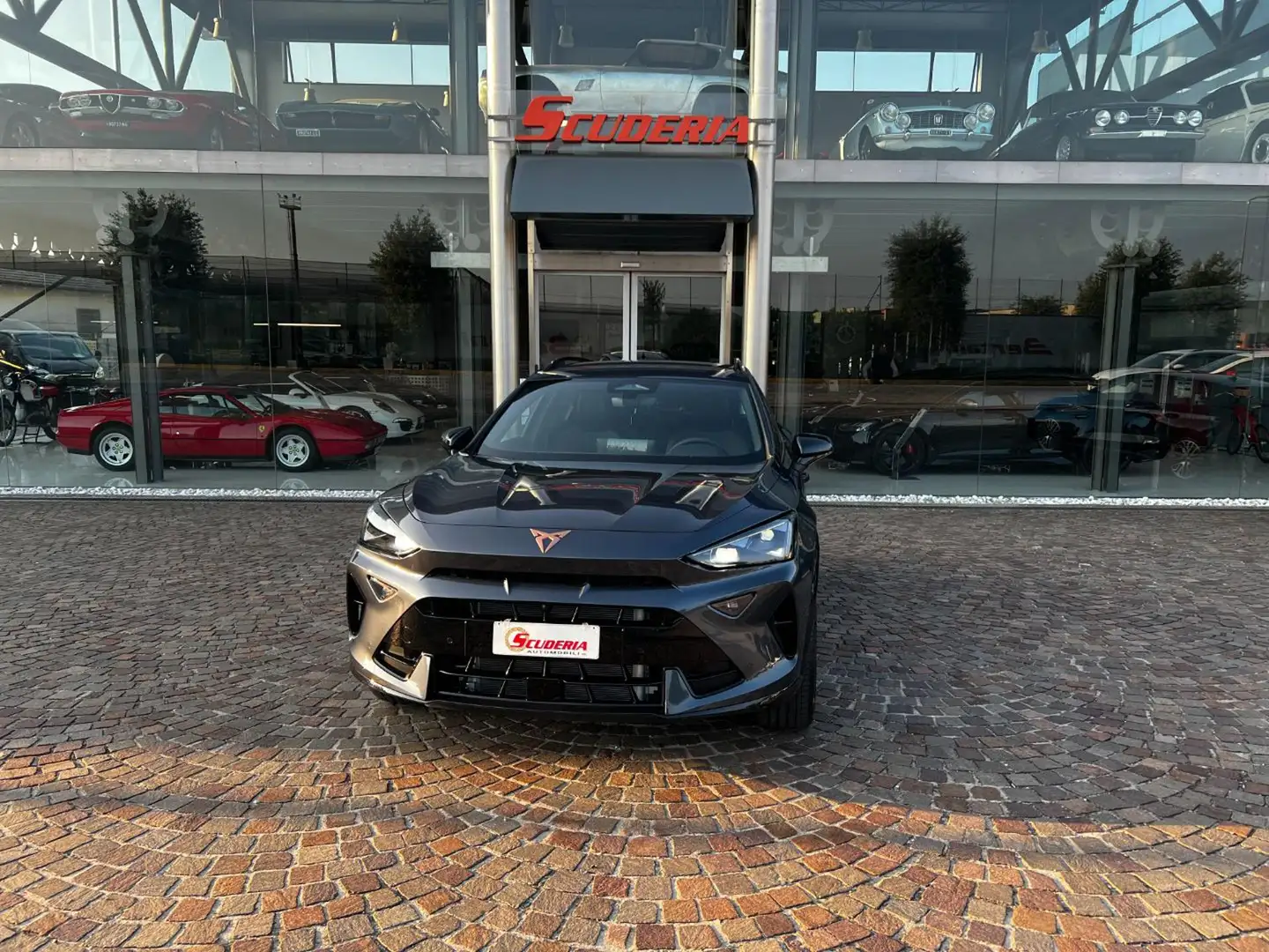 CUPRA Formentor 1.5 Hybrid DSG Grau - 1