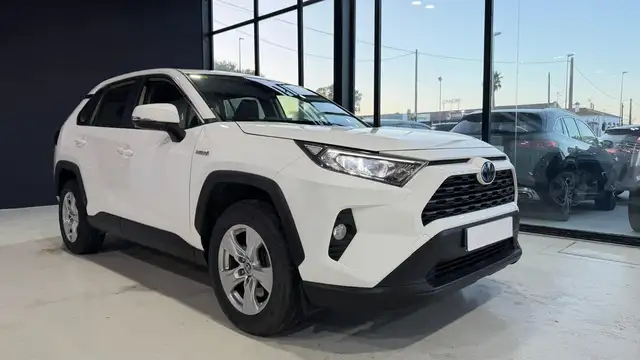 Toyota RAV 4 2.5l 220H Advance