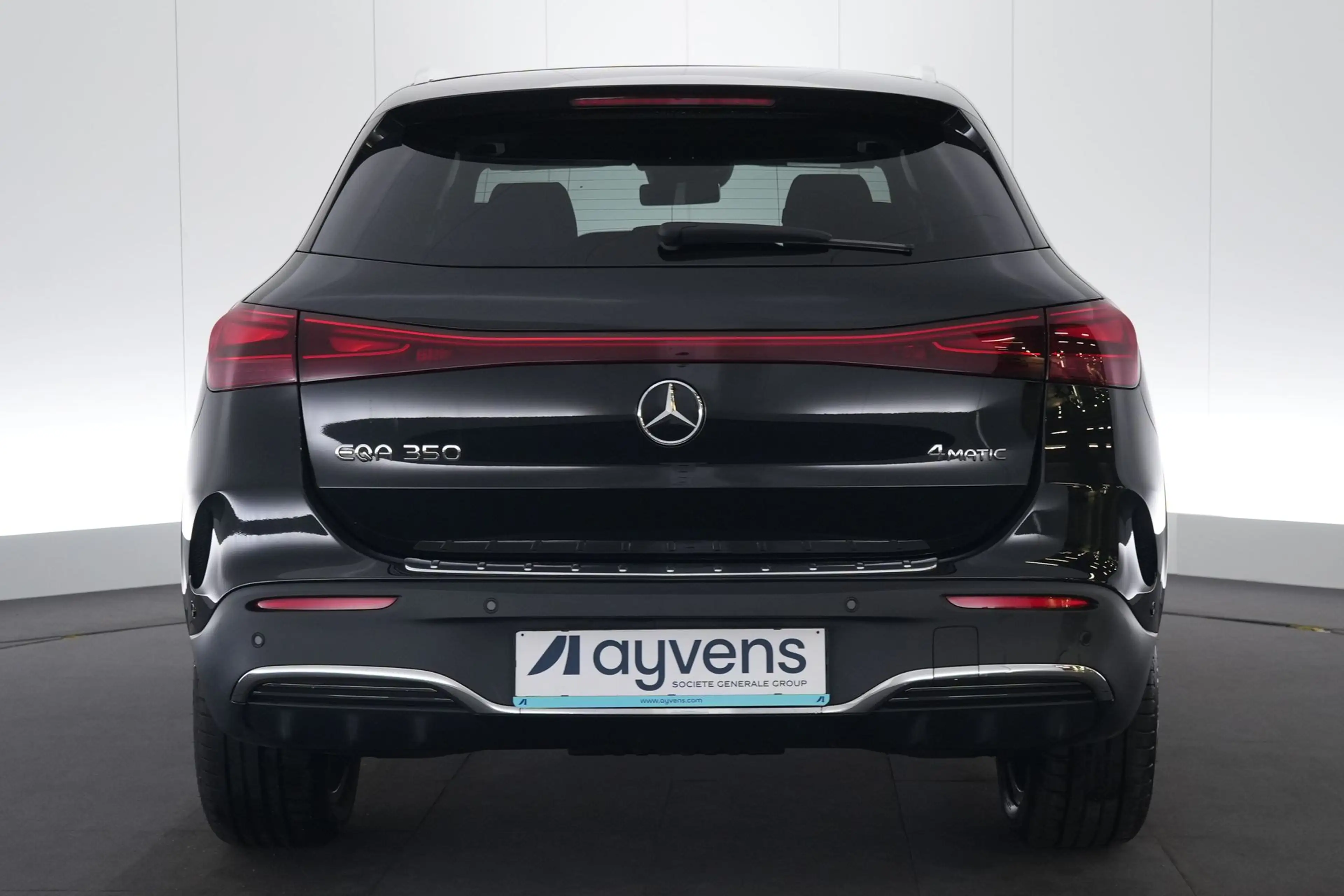 Mercedes-Benz EQA 350 4-Matic AMG Line LEDER/ALCANTARA LED GPS PDC CAM P — photo 8