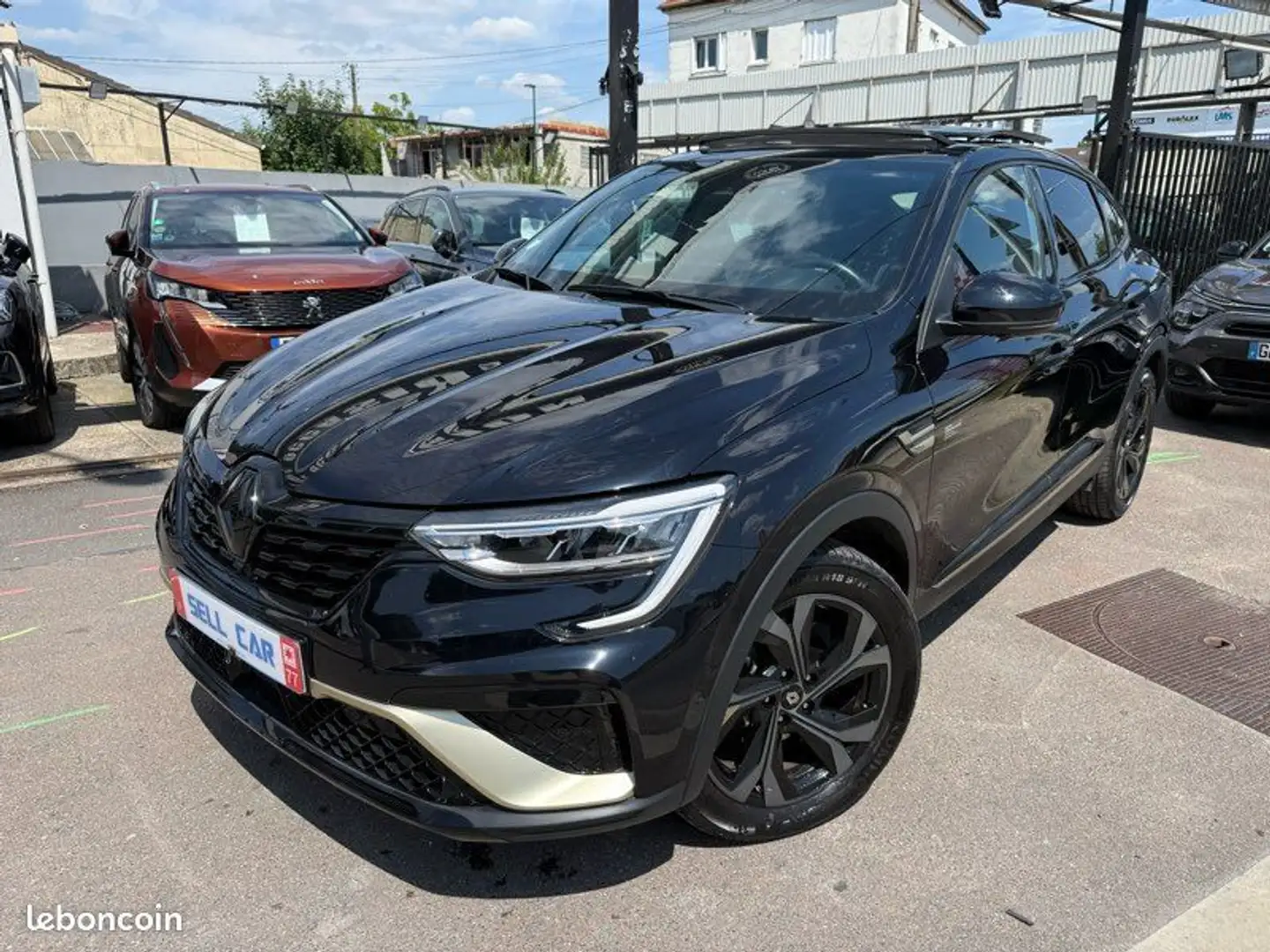 Renault Arkana 1.6 SCE 145 E-TECH Engineered Noir - 1