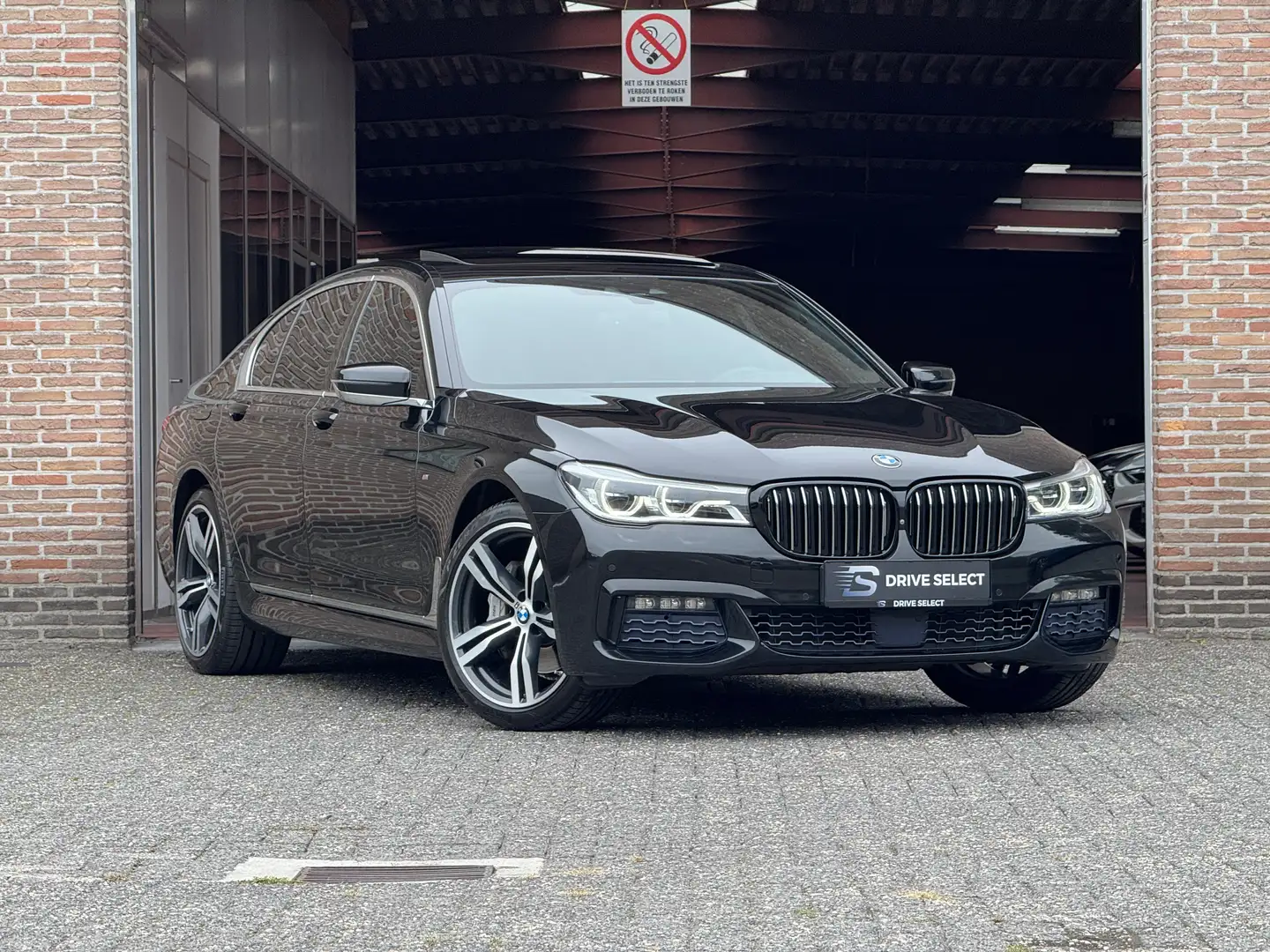 BMW 730 d xDrive M-Pack | LED | Soft Close | 360 | CarPlay Noir - 1
