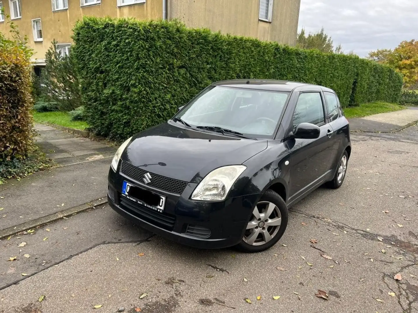 Suzuki Swift Swift+Fließheck++3-Türer+1.3+Classic Černá - 1