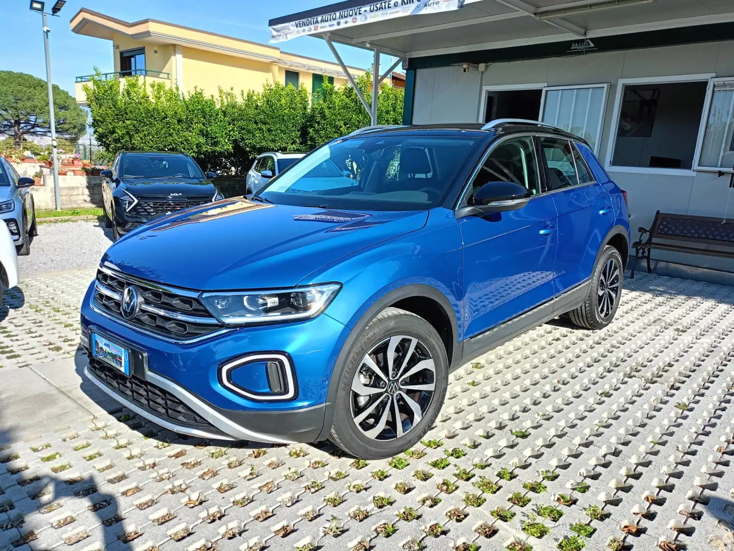 Volkswagen T-Roc T-Roc 1.0 TSI Sport Blau - 1