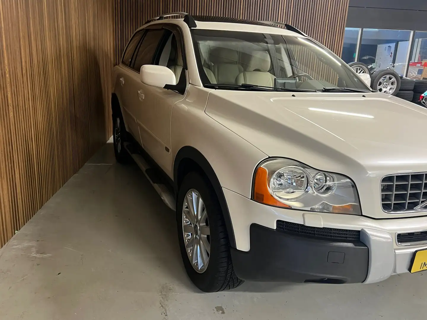 Volvo XC90 4.4 V8 Executive - 7 pers - Youngtimer - Blanc - 2