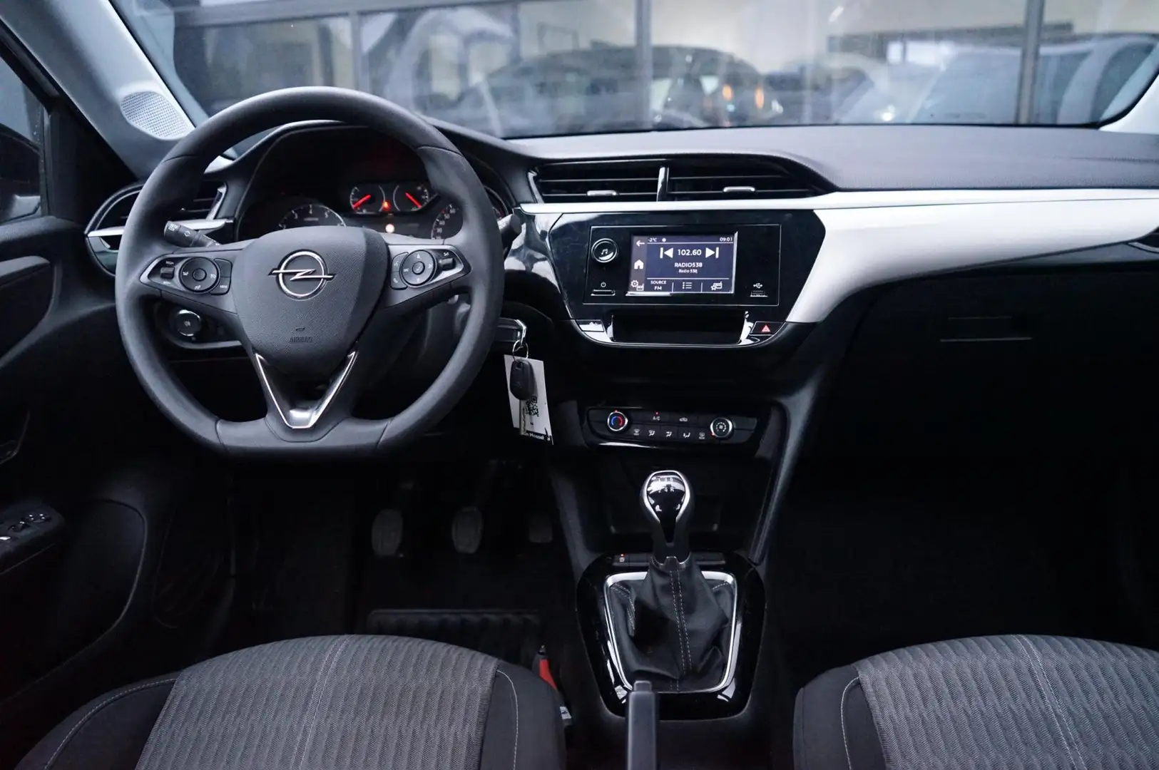 Opel Corsa 1.2 Edition, Lane assist, Airco, CC, Bluetooth Weiß - 2