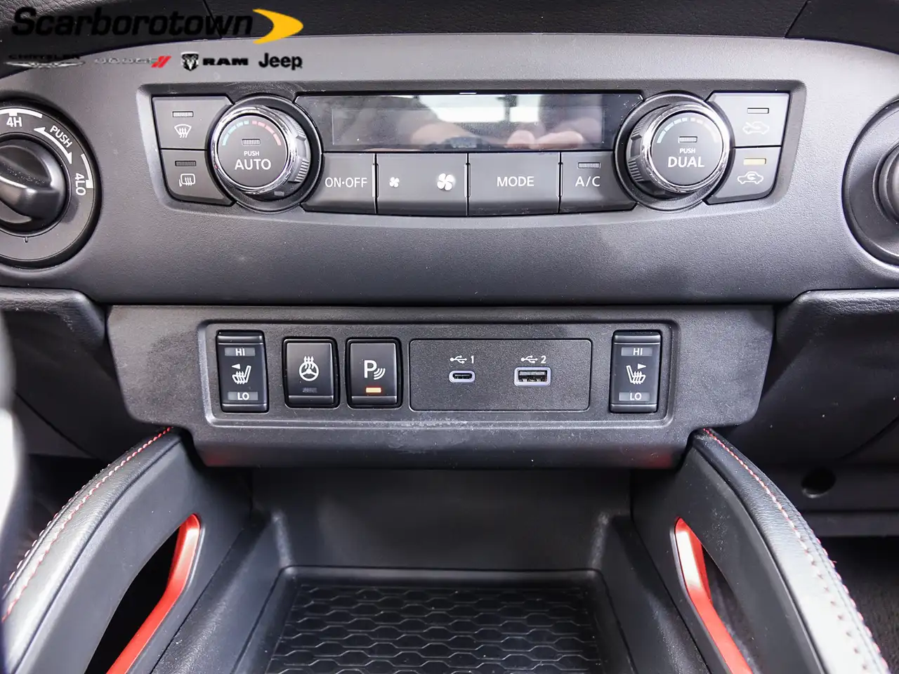 Nissan Frontier снимка Nissan Frontier