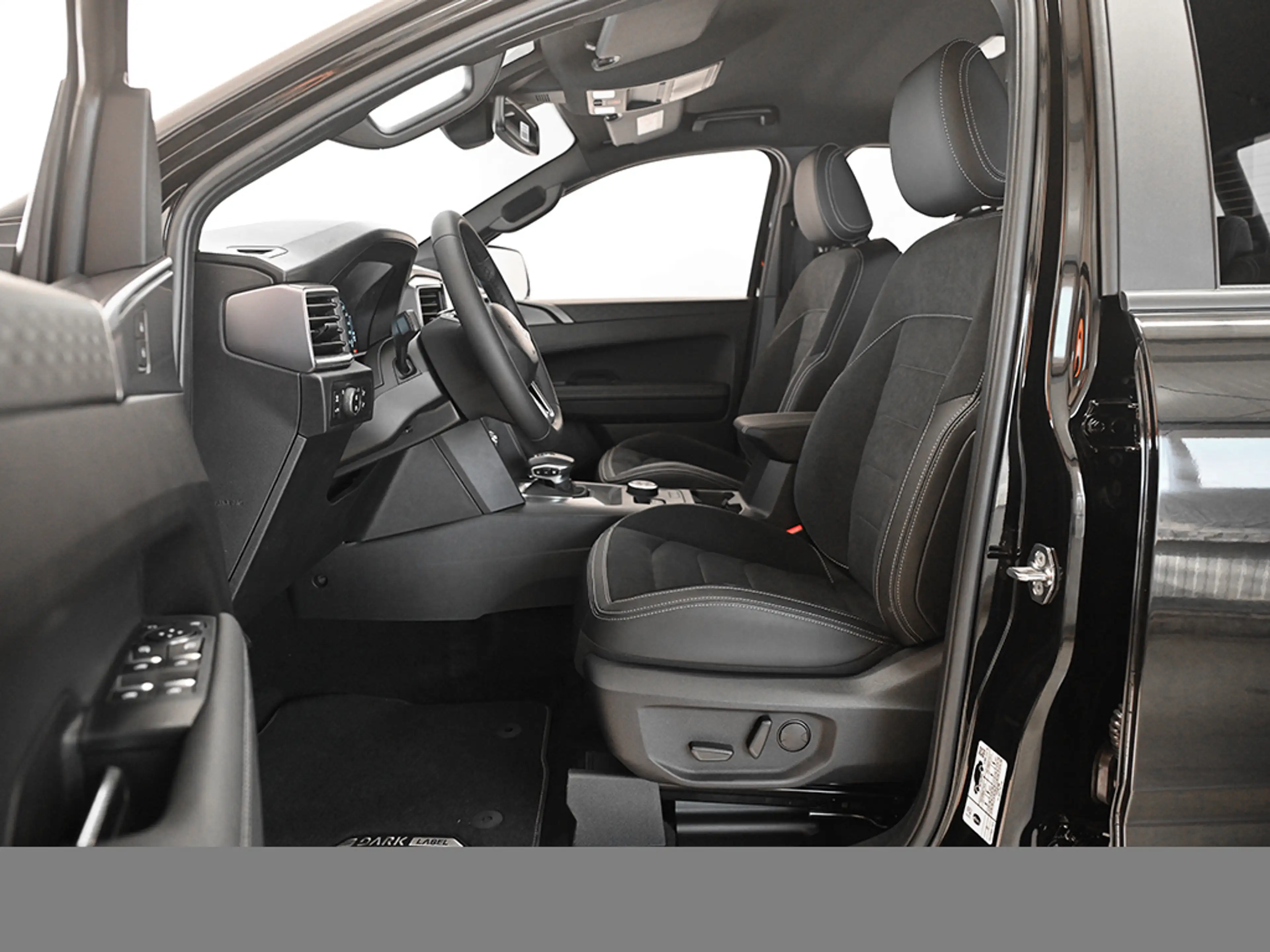 Volkswagen Amarok 3.0 DARK LABEL DC 4MOTION AHK MATRIXLED — photo 10