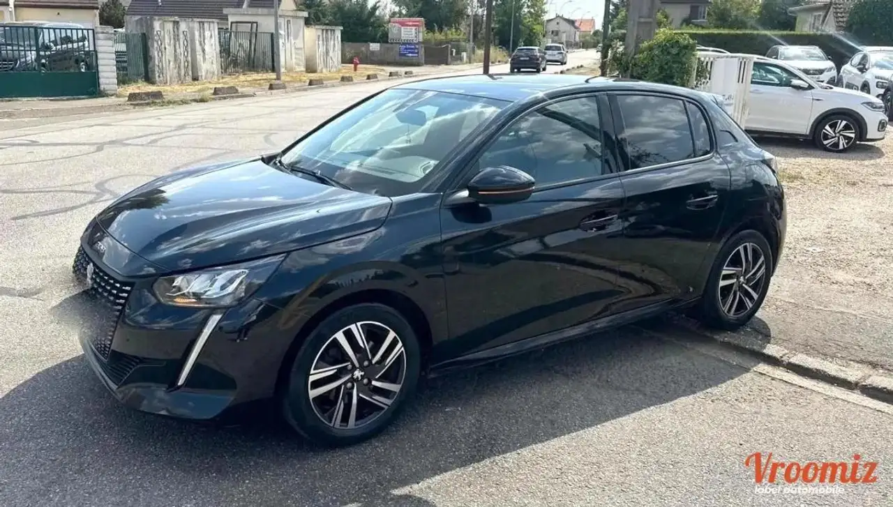 Peugeot 208 208