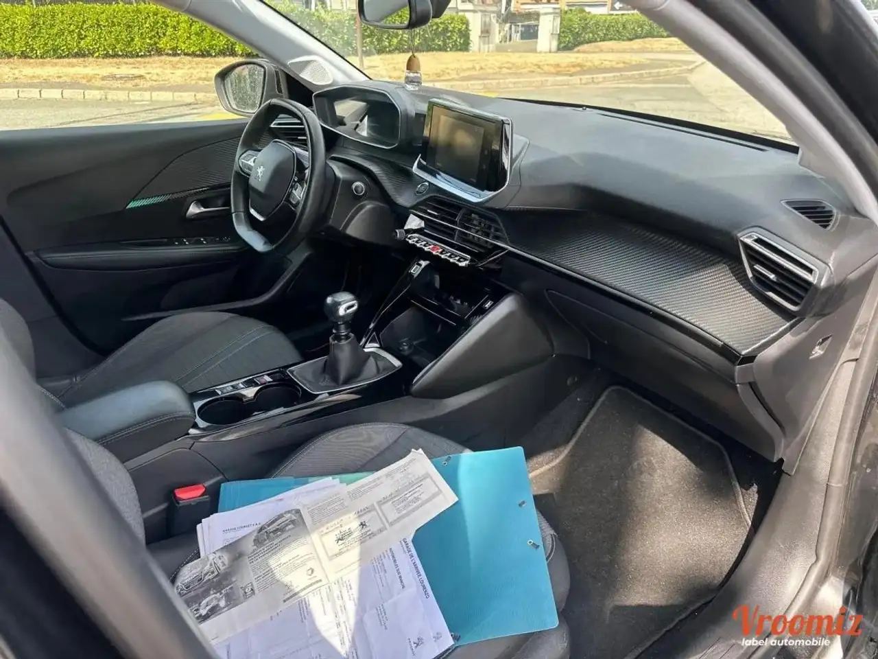 Peugeot 208 208 — photo 13
