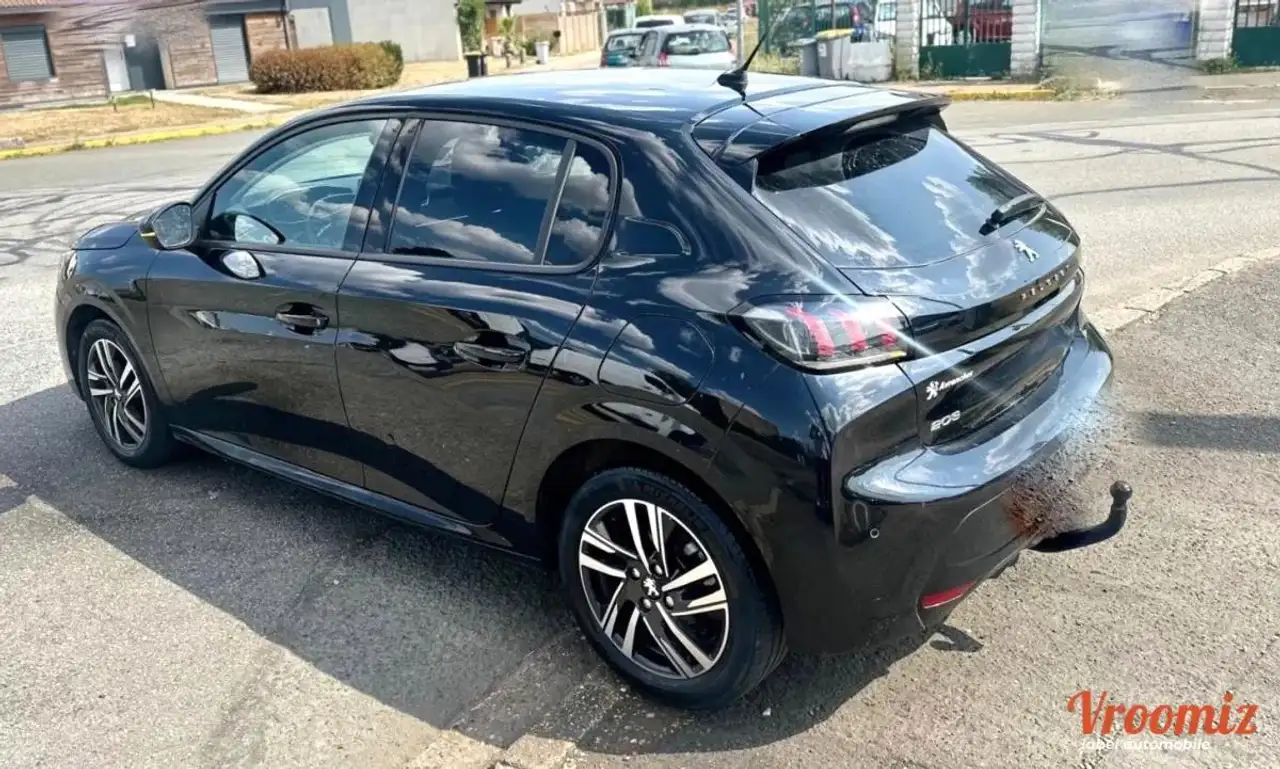 Peugeot 208 208 — photo 3