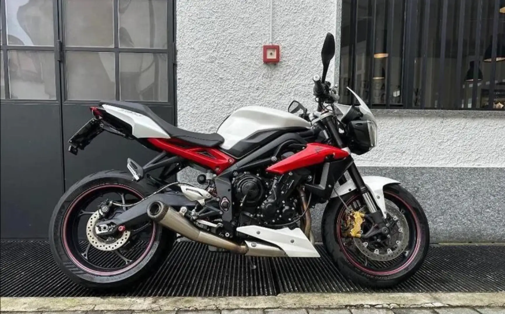 Triumph Street Triple 675 R - 2