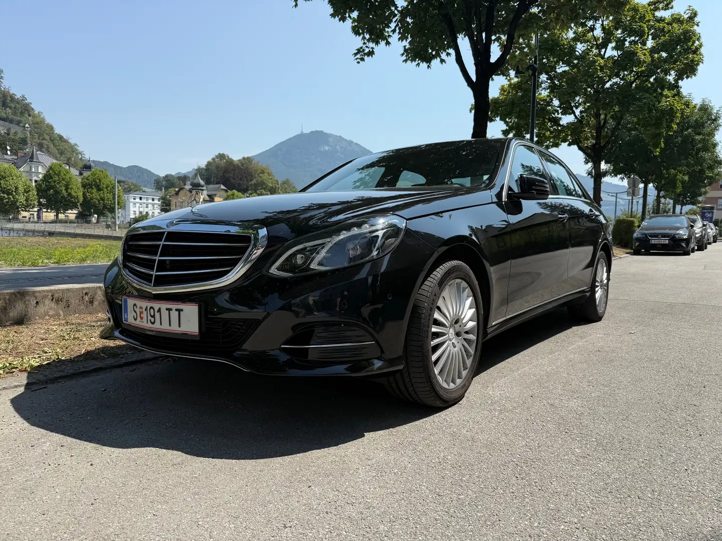 Mercedes-Benz E 220 E 220 CDI BE Elegance Schwarz - 2