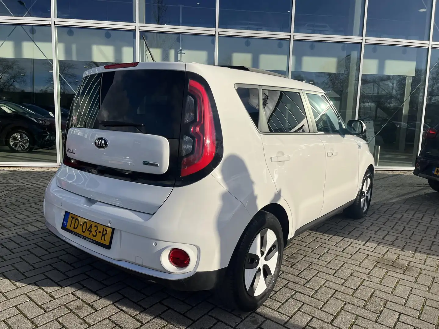 Kia Soul EV Edition 30 kWh | stoelverwarming | Keyless | St Wit - 2