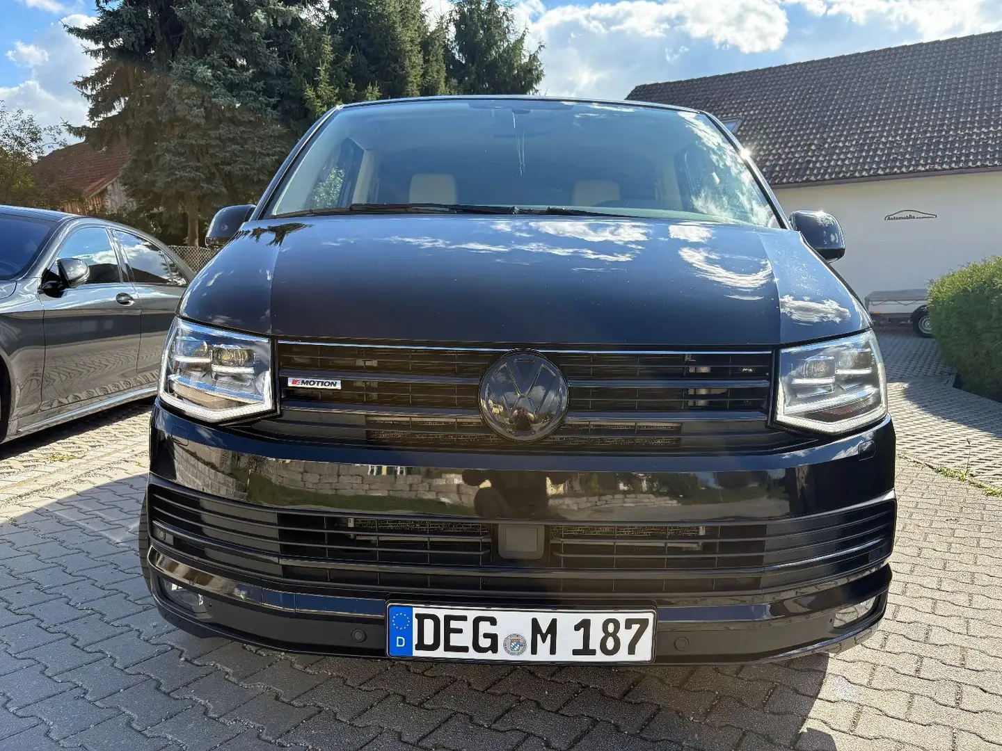 Volkswagen T6 Multivan Highline 4Motion | 20 Zoll Motor Neu Schwarz - 2