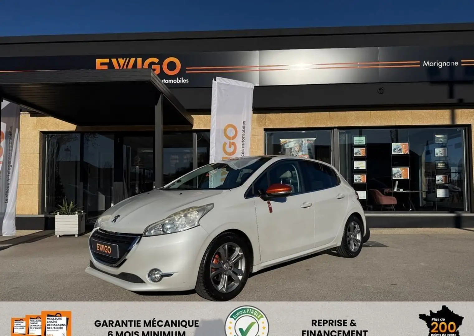 Peugeot 208 generation-i 1.6 vti 120 roland garros Blanc - 1