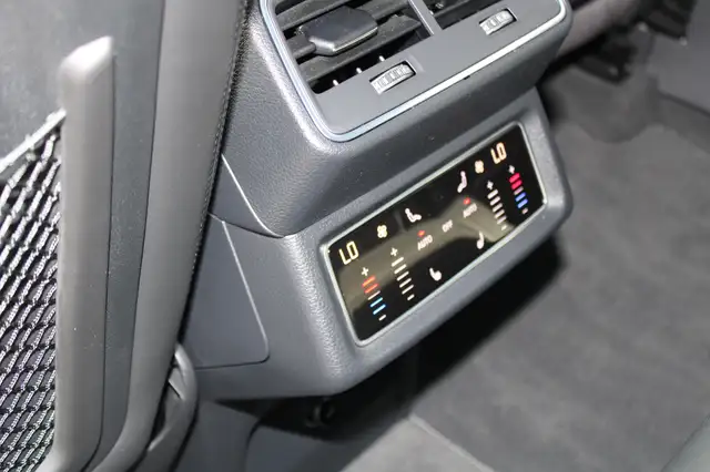 Audi e-tron S quattro Ansicht 13