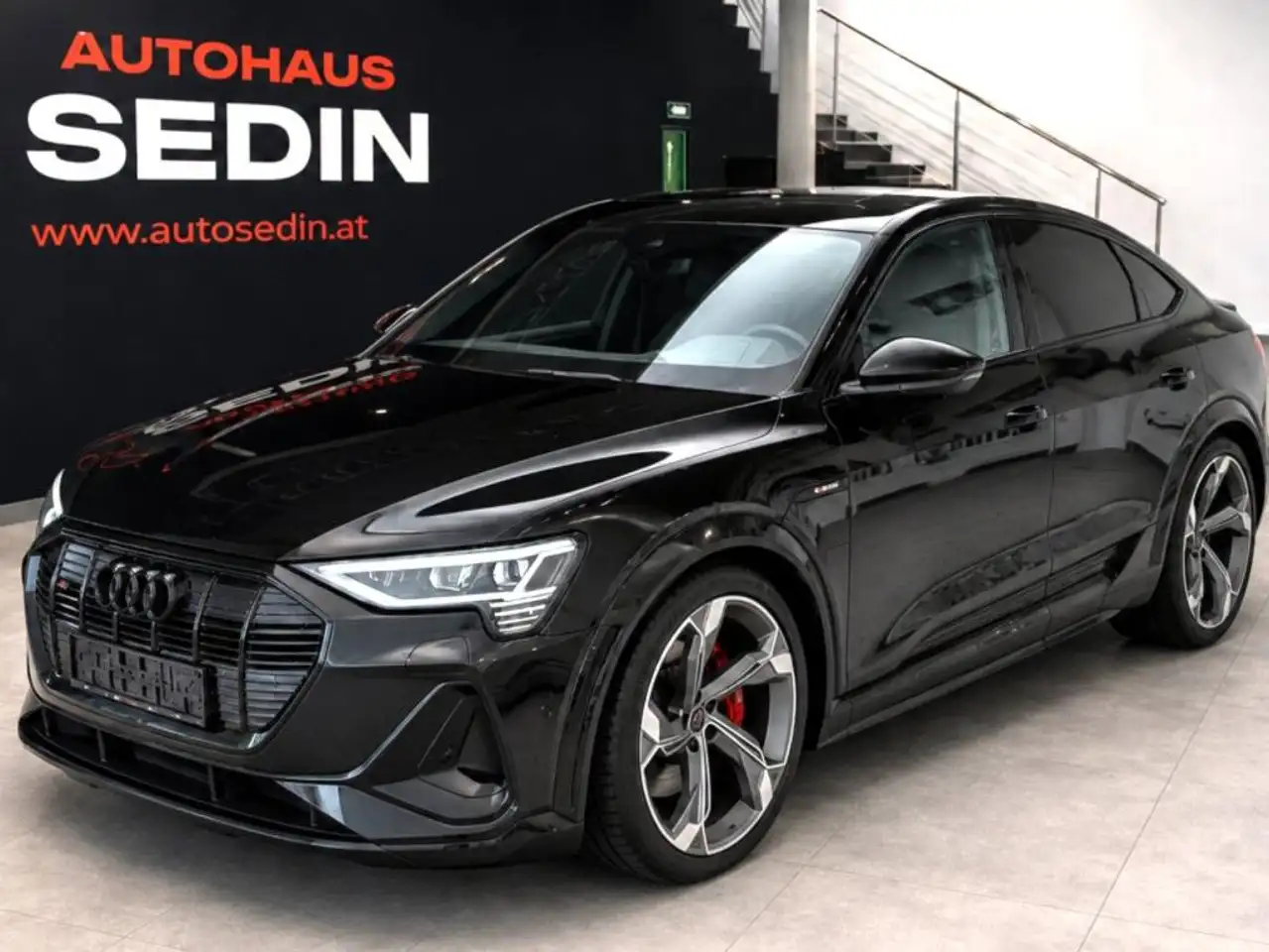 Audi e-tron S quattro