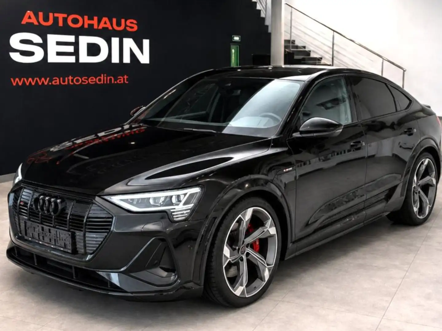Audi e-tron S quattro Schwarz - 1