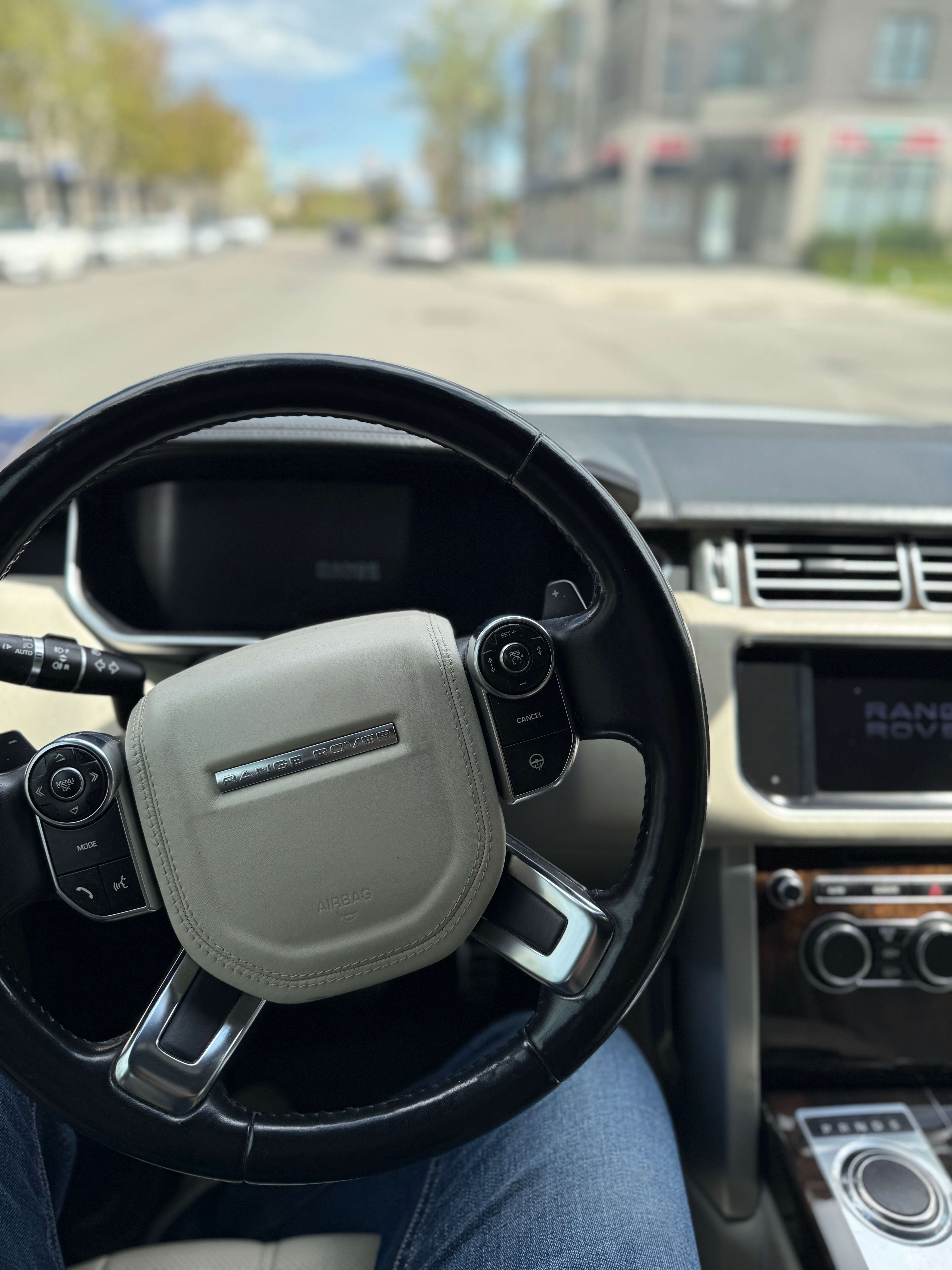 2013 Land Rover Range Rover SC Autobiography thumb 6