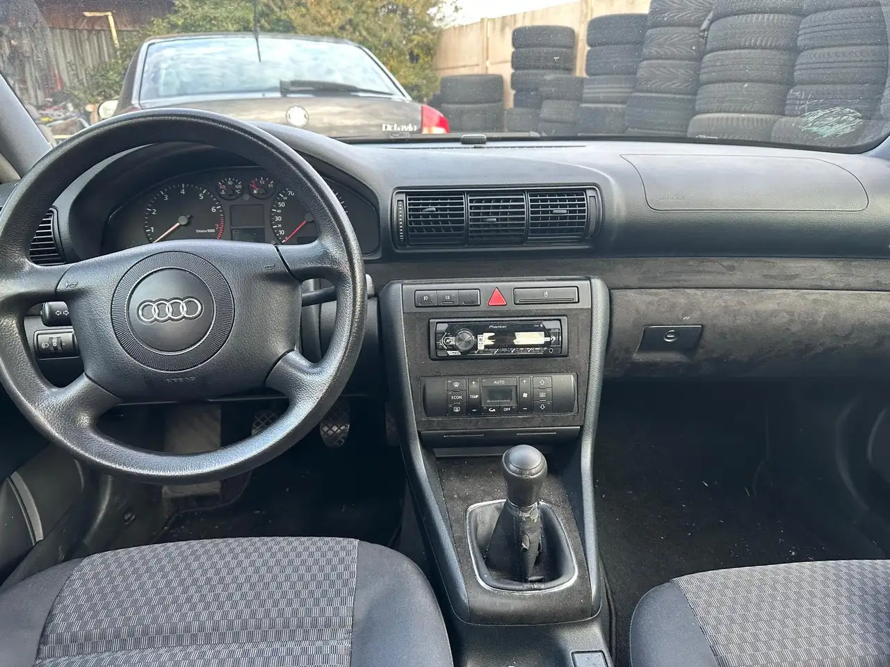 Audi A4 1.6, foto 5