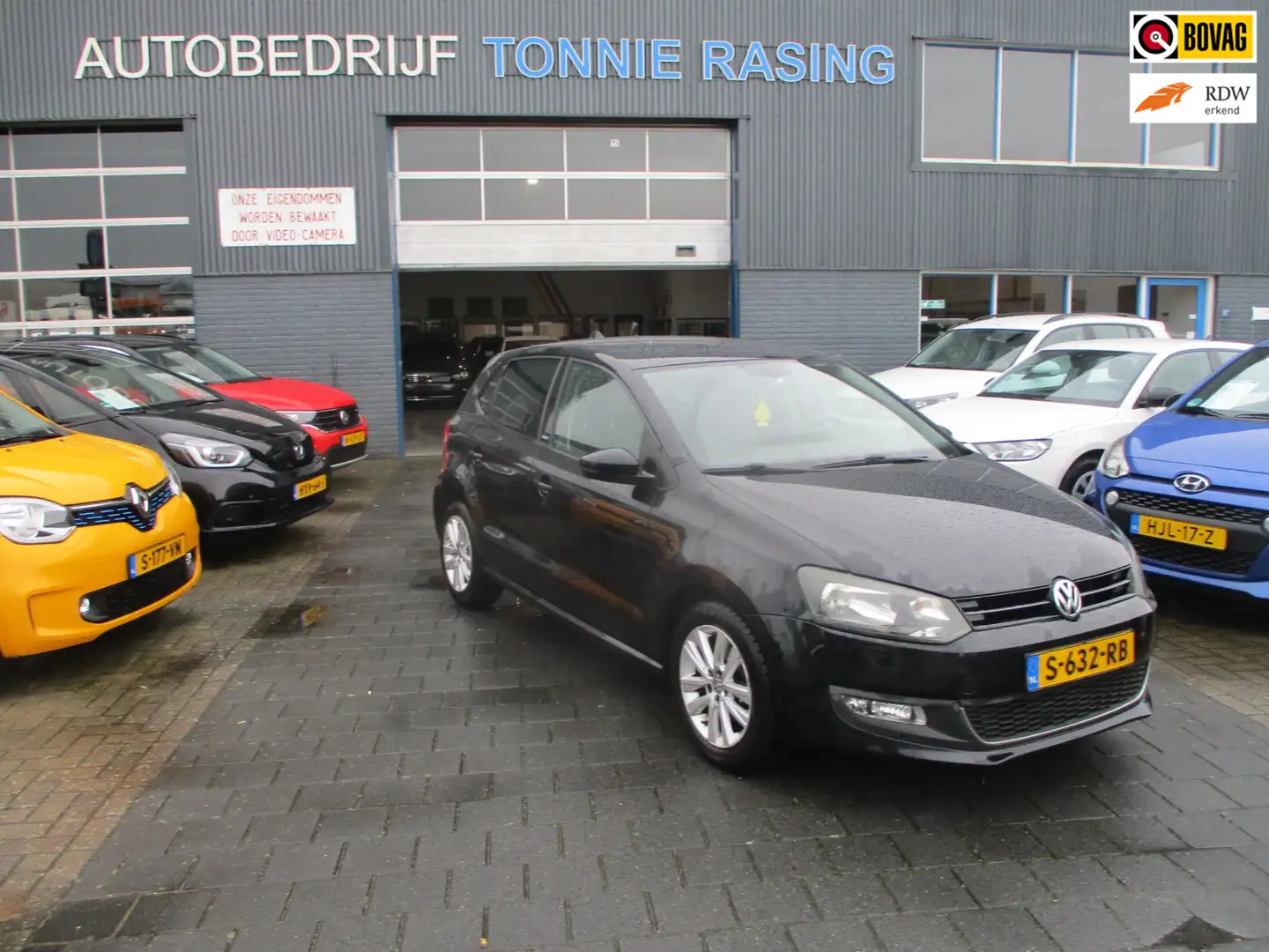 Volkswagen Polo 1.4-16V Trendline Zwart - 1