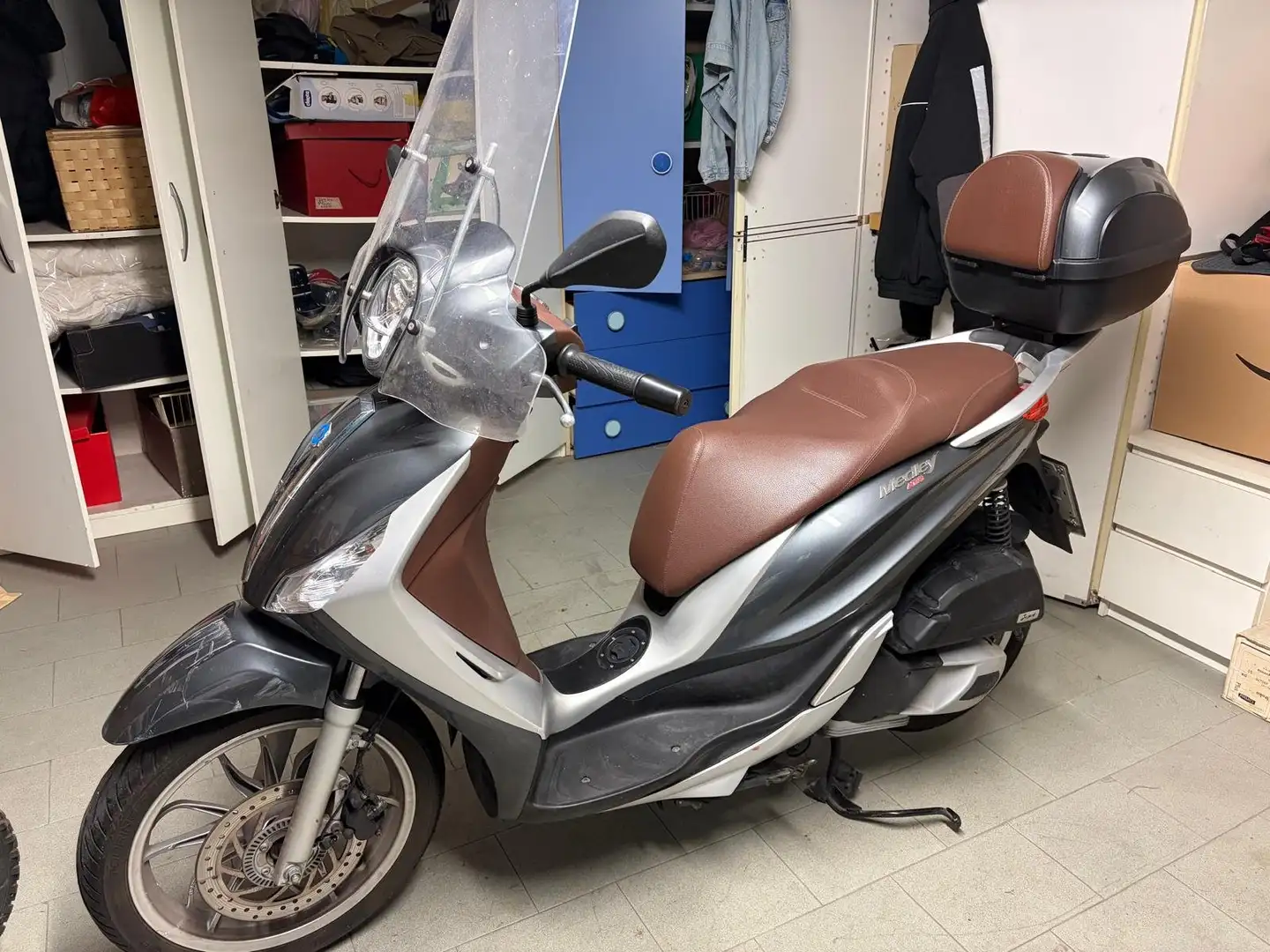 Piaggio Medley 125 Grigio - 2