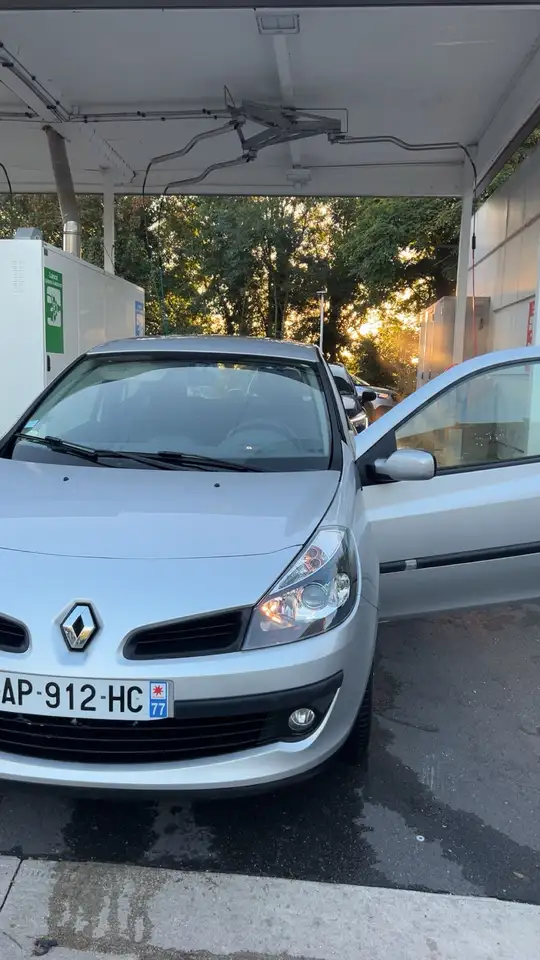 Renault Clio 3 - Essence/Ãthanol