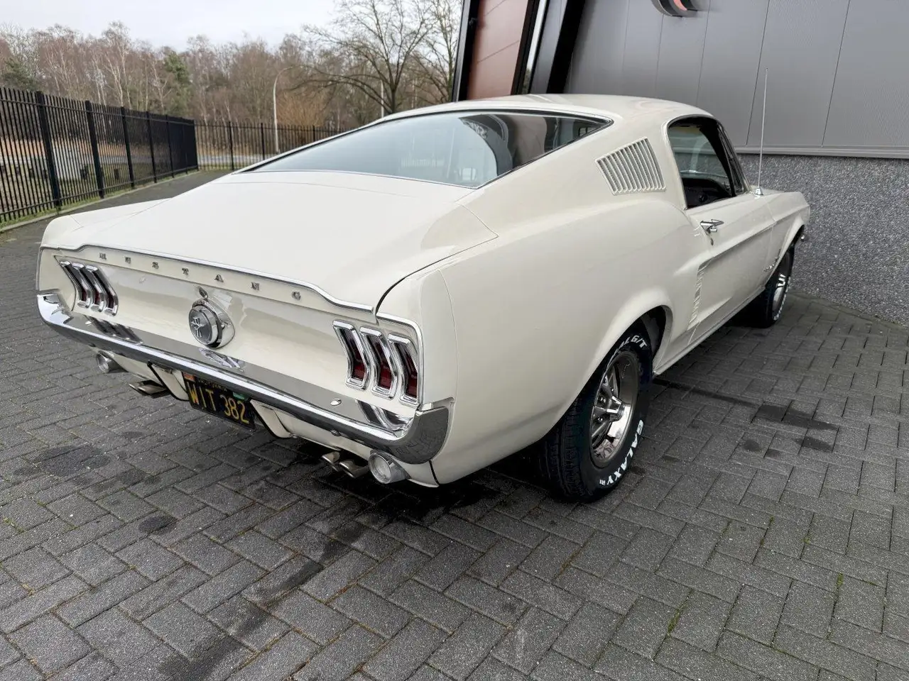 Ford Mustang Fastback, foto 5