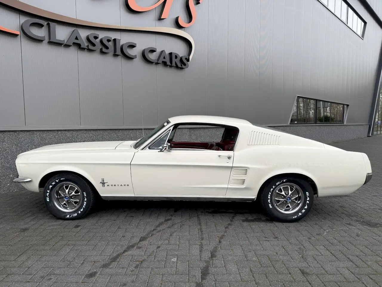 Ford Mustang Fastback, foto 2