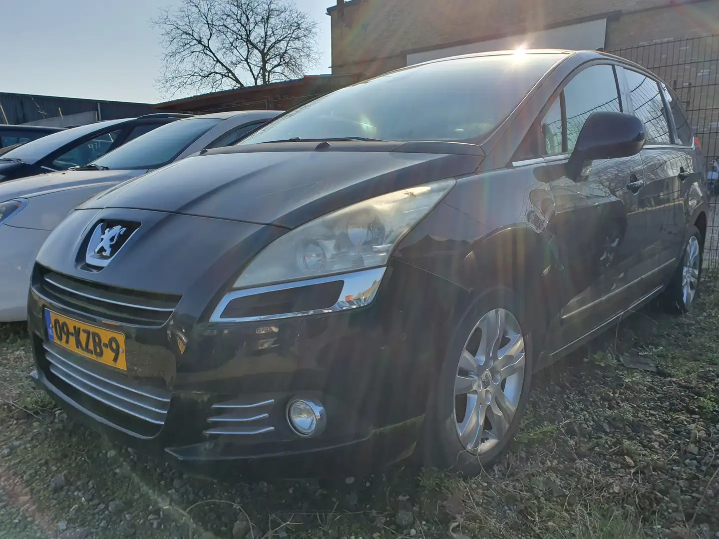 Peugeot 5008 1.6 THP GT ONLY EXPORT/TRAILER Noir - 2