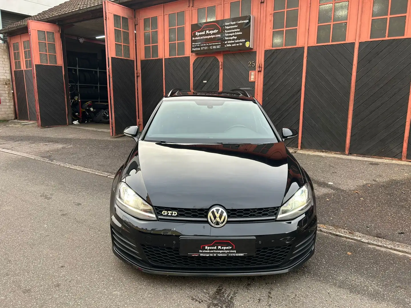 Volkswagen Golf Variant GTD BMT Schwarz - 2