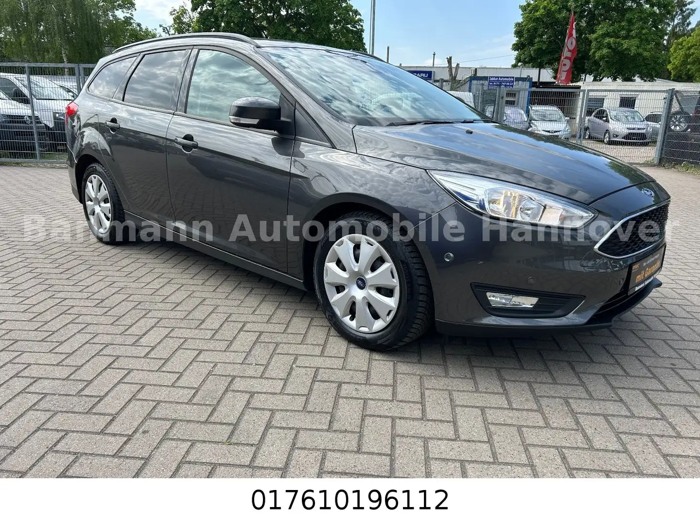 Ford Focus Turnier Business Gris - 1
