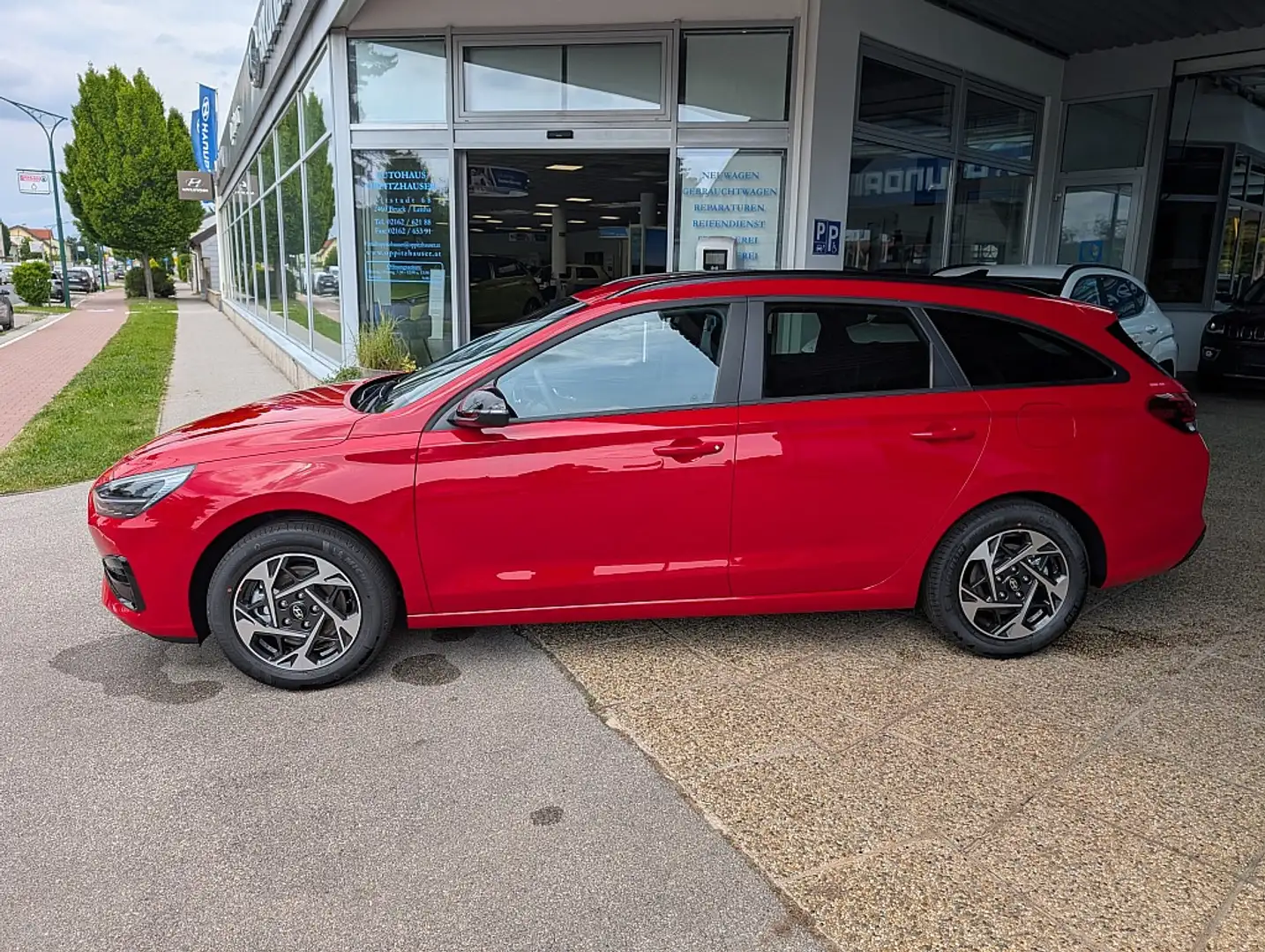 Hyundai i30 Kombi 1,0 TGDI Business Line Rood - 2