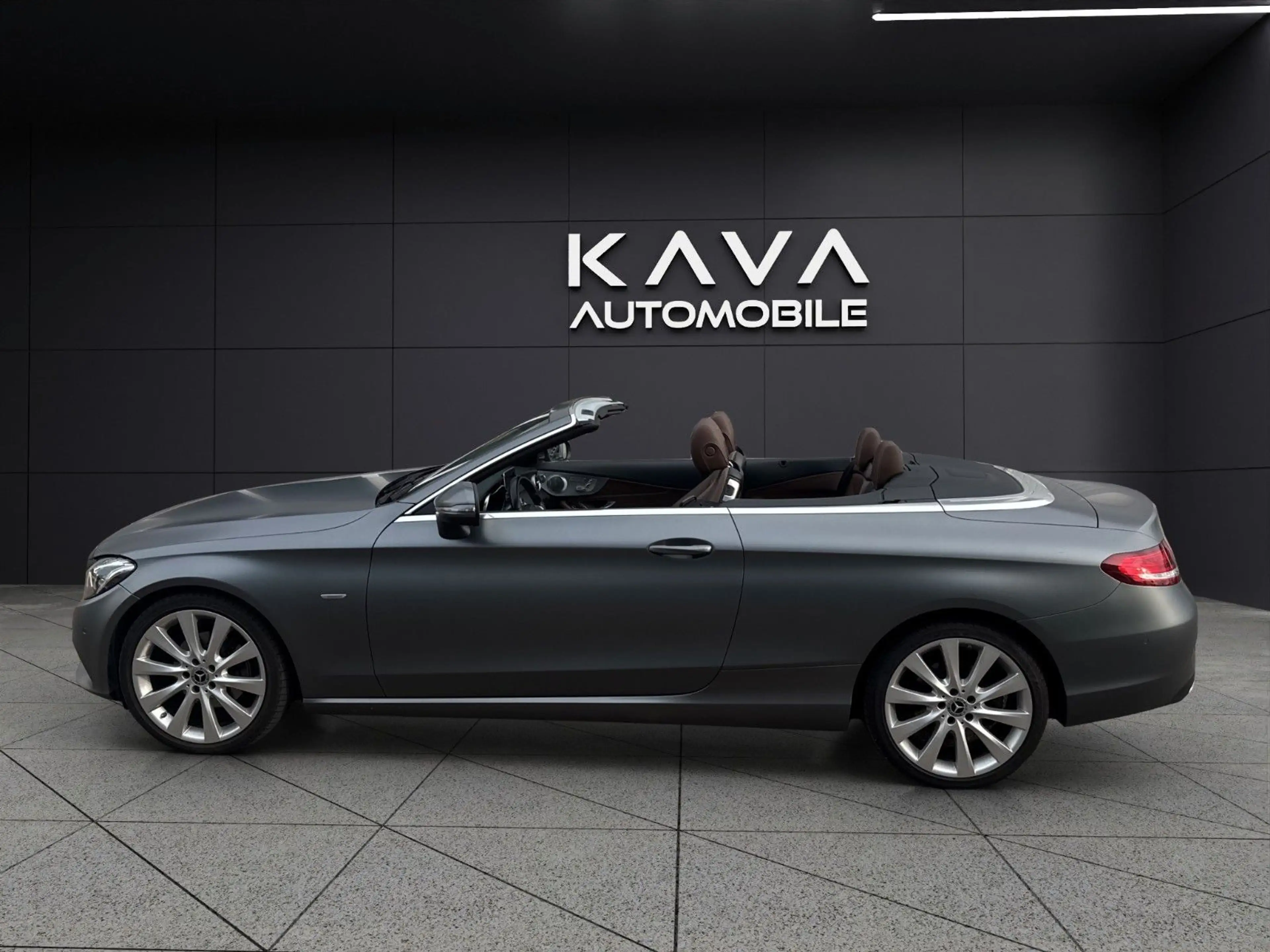 Mercedes-Benz C 220 d Cabrio 4M Edition1 Burmester*Navi*Kam*SZ — photo 9