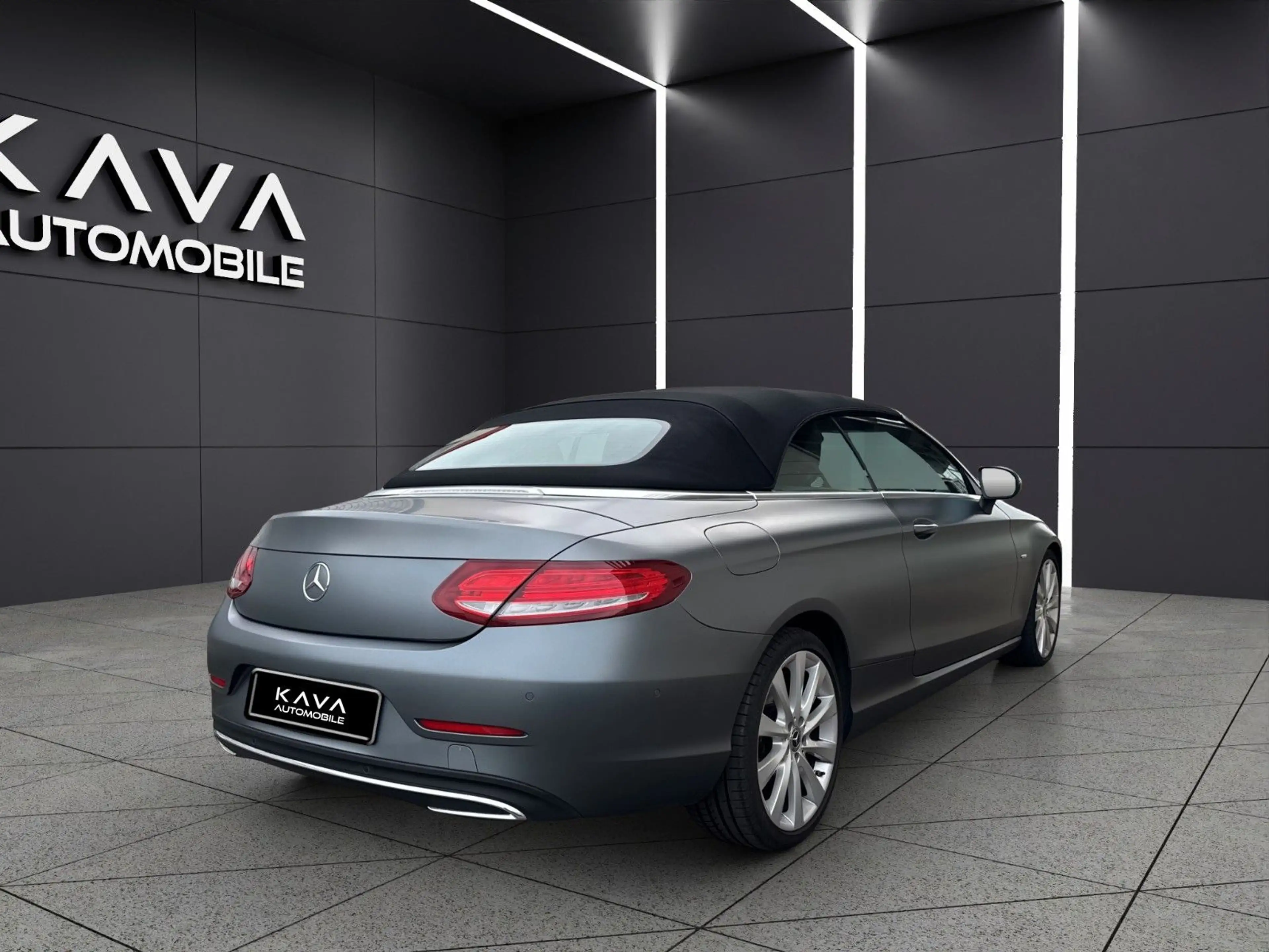 Mercedes-Benz C 220 d Cabrio 4M Edition1 Burmester*Navi*Kam*SZ — photo 6