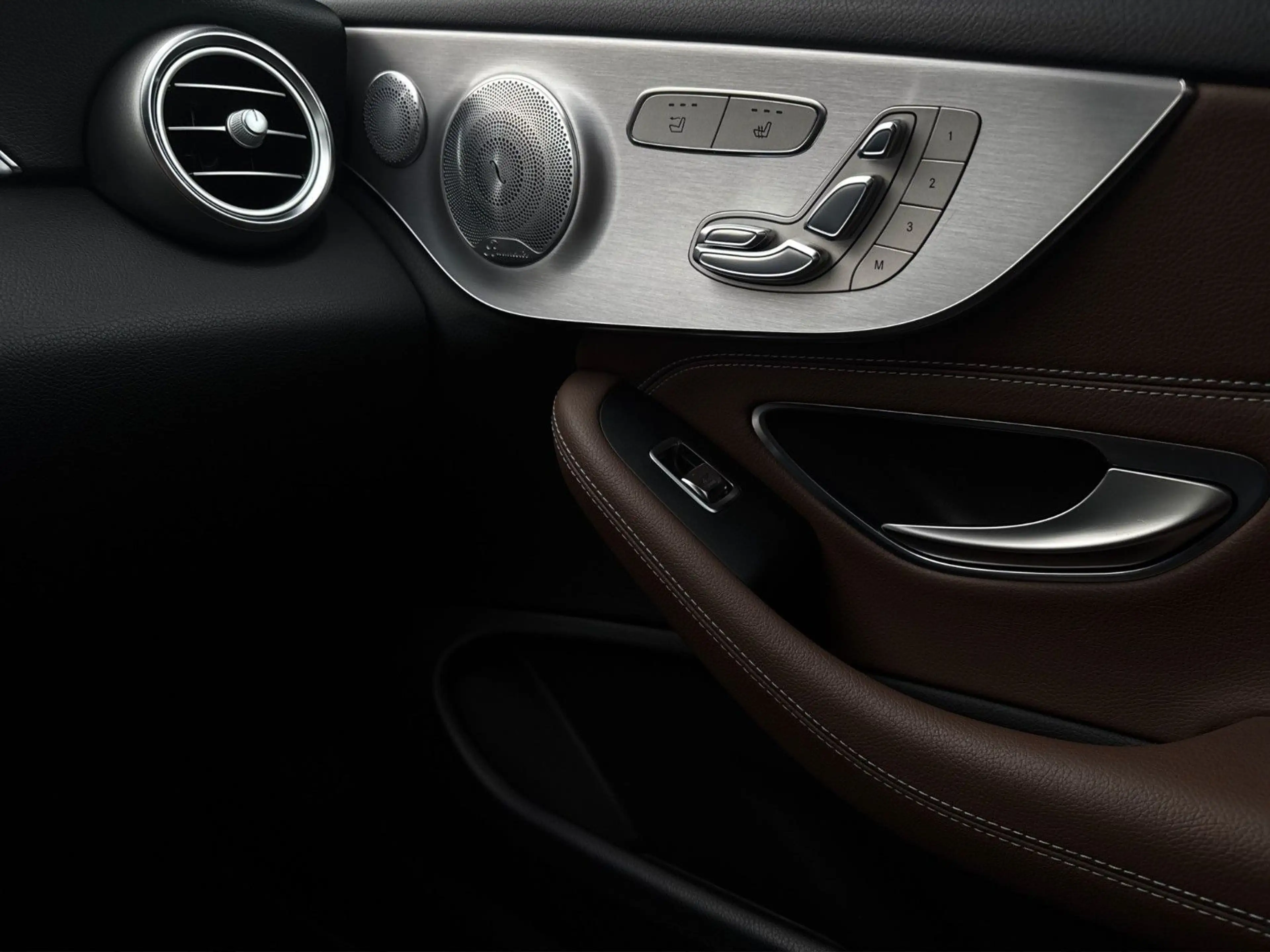 Mercedes-Benz C 220 d Cabrio 4M Edition1 Burmester*Navi*Kam*SZ — photo 2