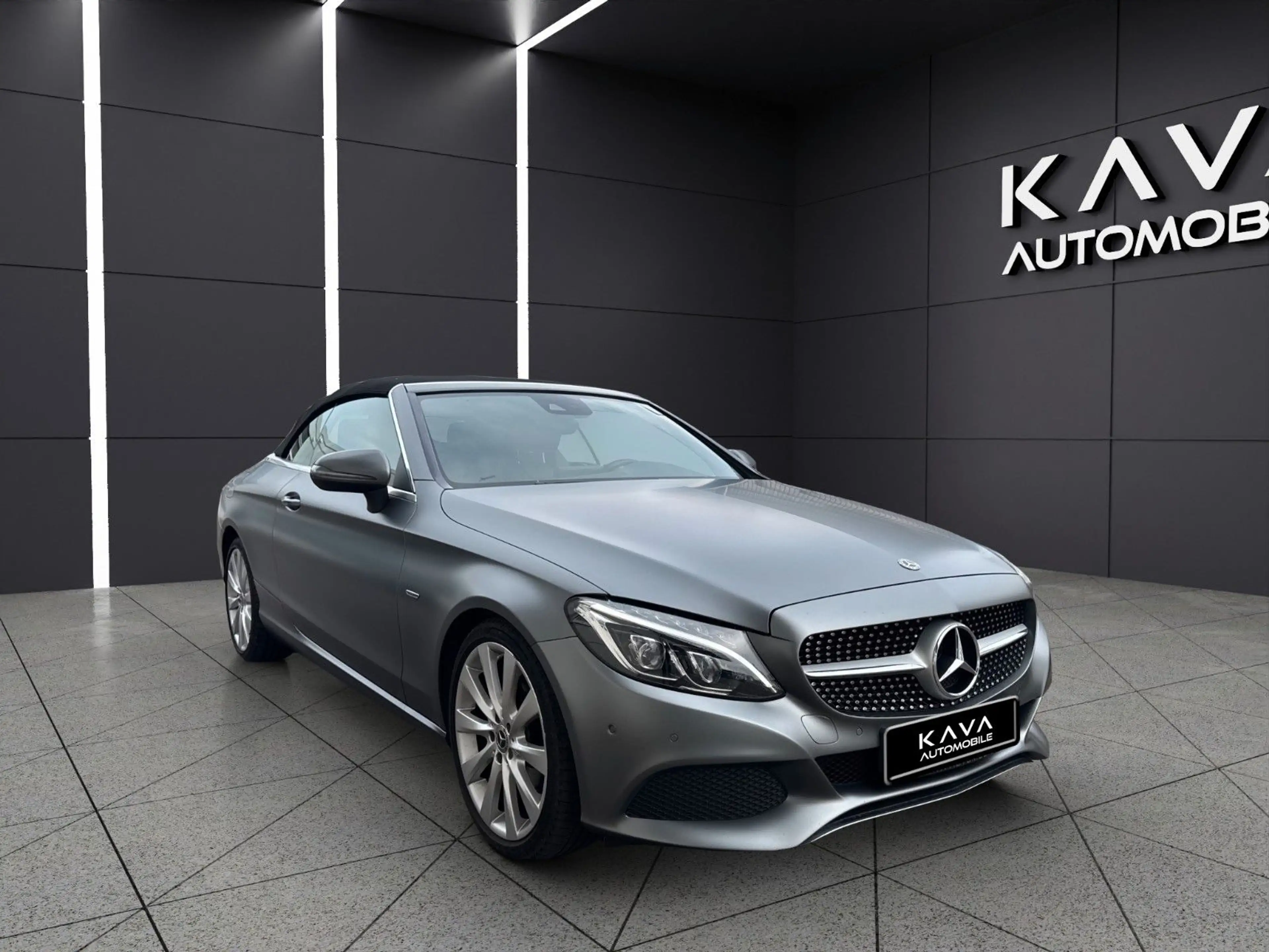 Mercedes-Benz C 220 d Cabrio 4M Edition1 Burmester*Navi*Kam*SZ — photo 5