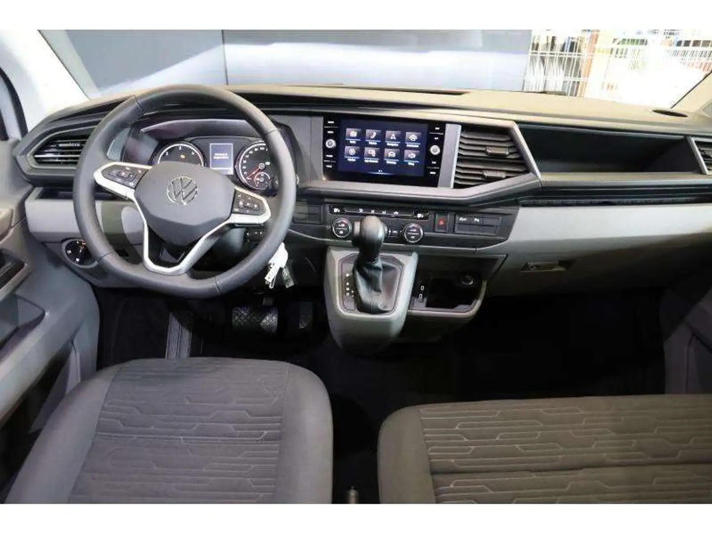 Volkswagen T6.1 Caravelle Comfortline LR LONG NAVI LED D Zilver - 2