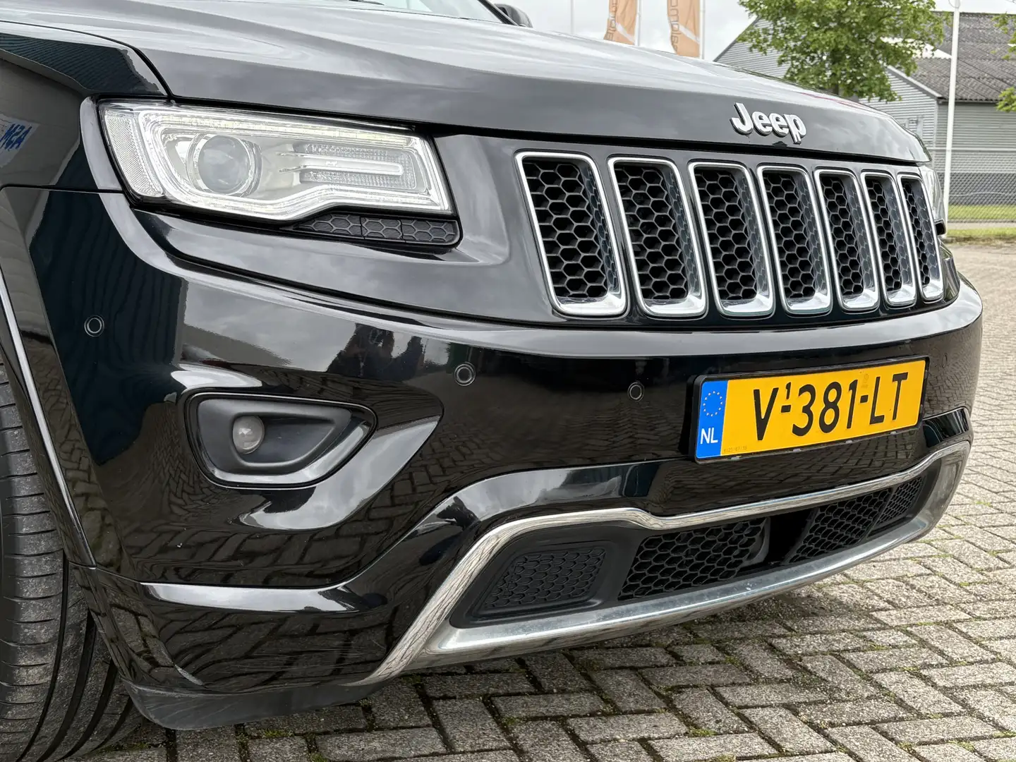 Jeep Grand Cherokee 3.0 251Pk CRD Overland / Cruise / Airco / Navi / T Zwart - 2