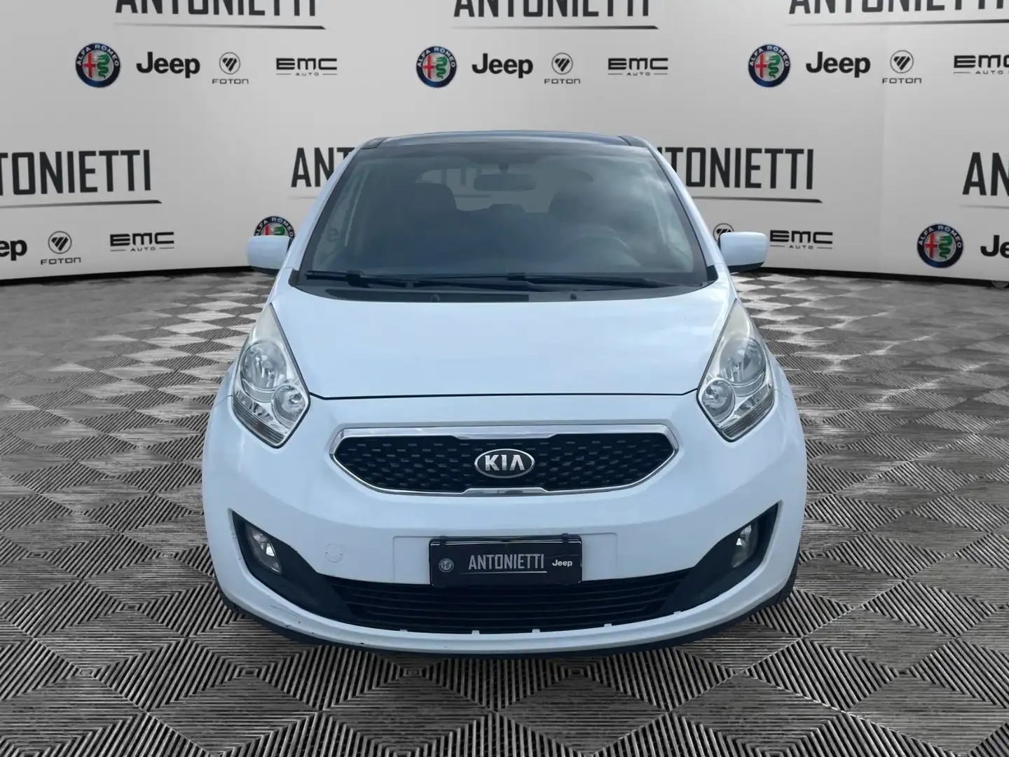 Kia Venga Venga 1.4 CRDi 90CV Cool Weiß - 2