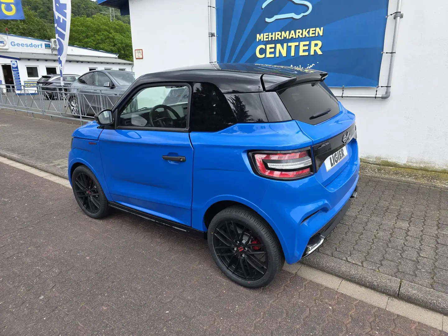 Ligier JS 50 Ultimate -sofort- REVO D+, Klima, Servo, Sitzhe... Blauw - 2