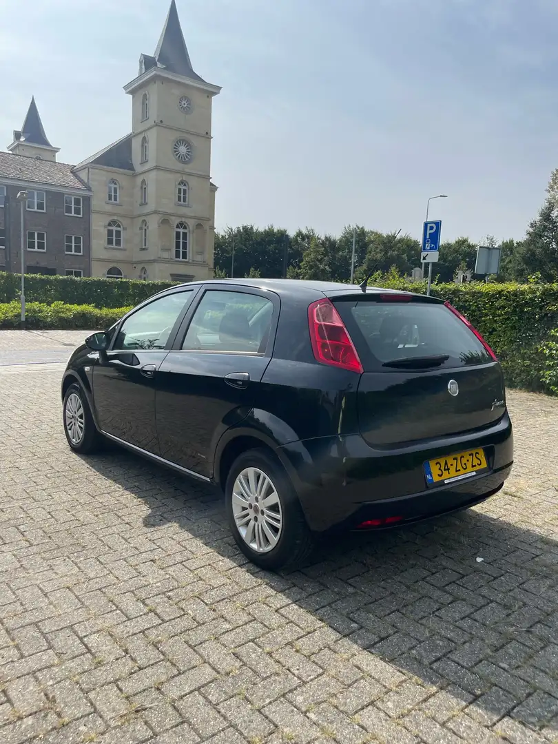Fiat Punto fiat grande punto met weinig kilometers Negro - 2