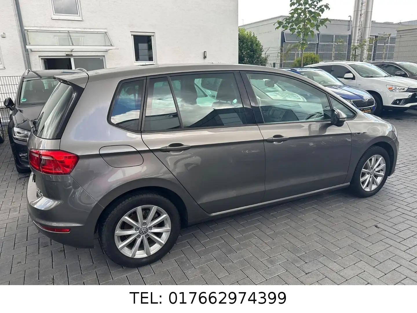 Volkswagen Golf Sportsvan VII Lounge BMT/Start-Stopp Gris - 2